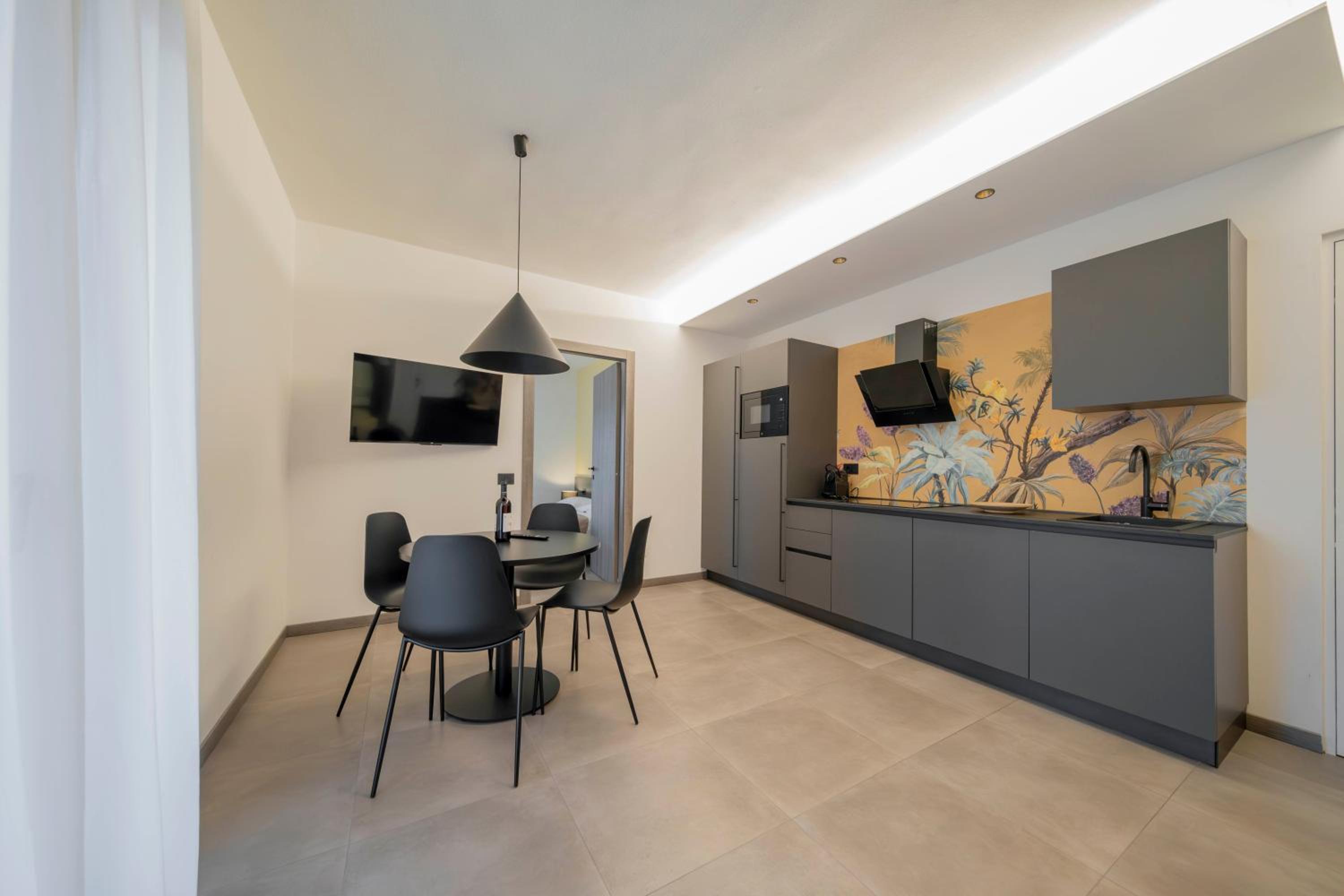 Apartment with Terrace photo 3