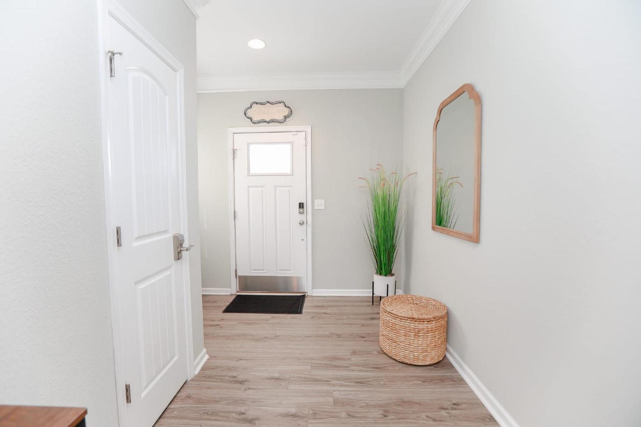 Family Room photo 1