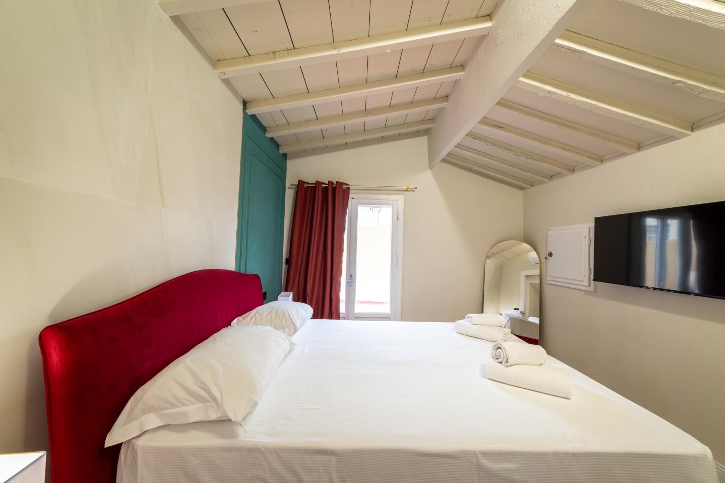 Deluxe Quadruple Room photo 2