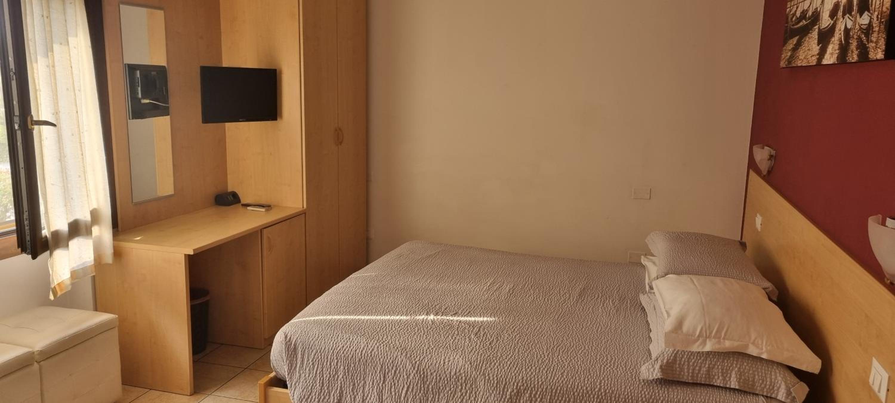 Triple Room - Photo 1