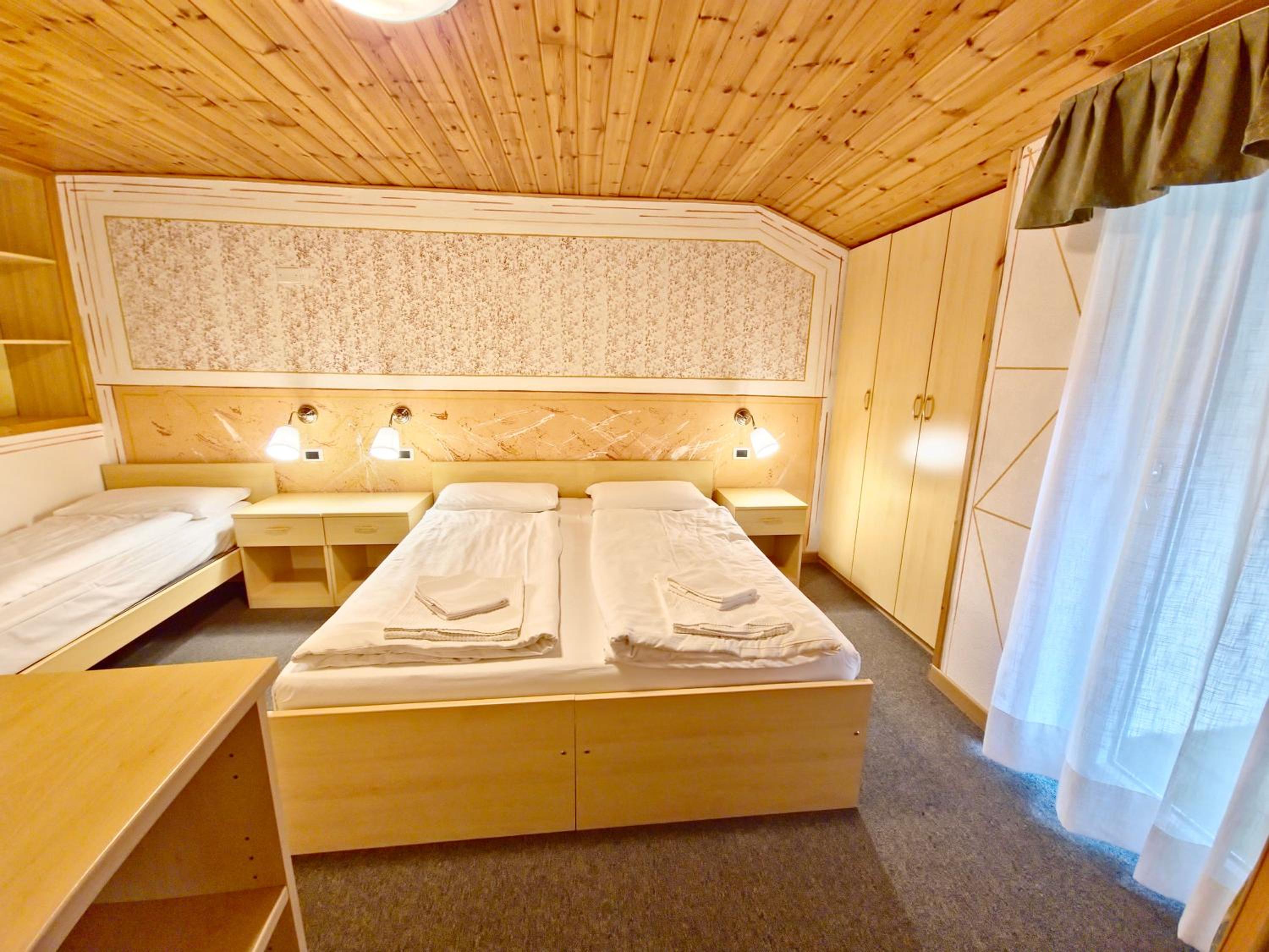 One-Bedroom Apartment (2 Adults)