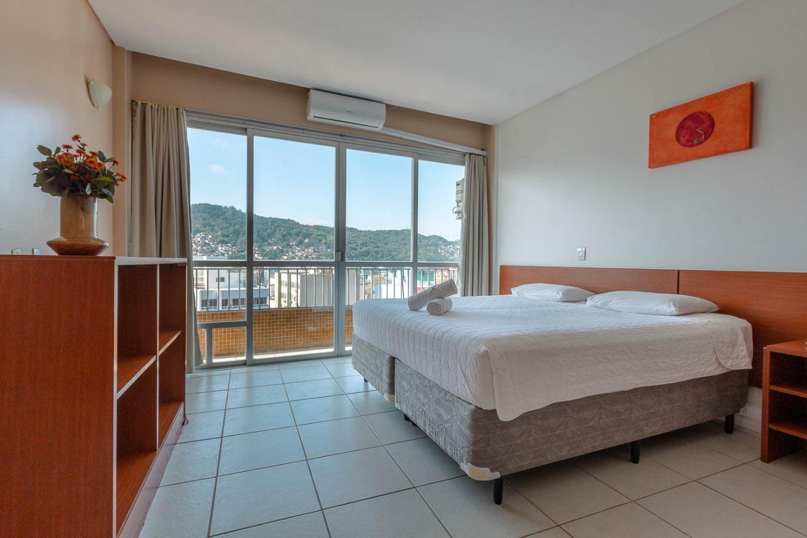 Triple Room with Double Bed and 1 Single Bed photo 2