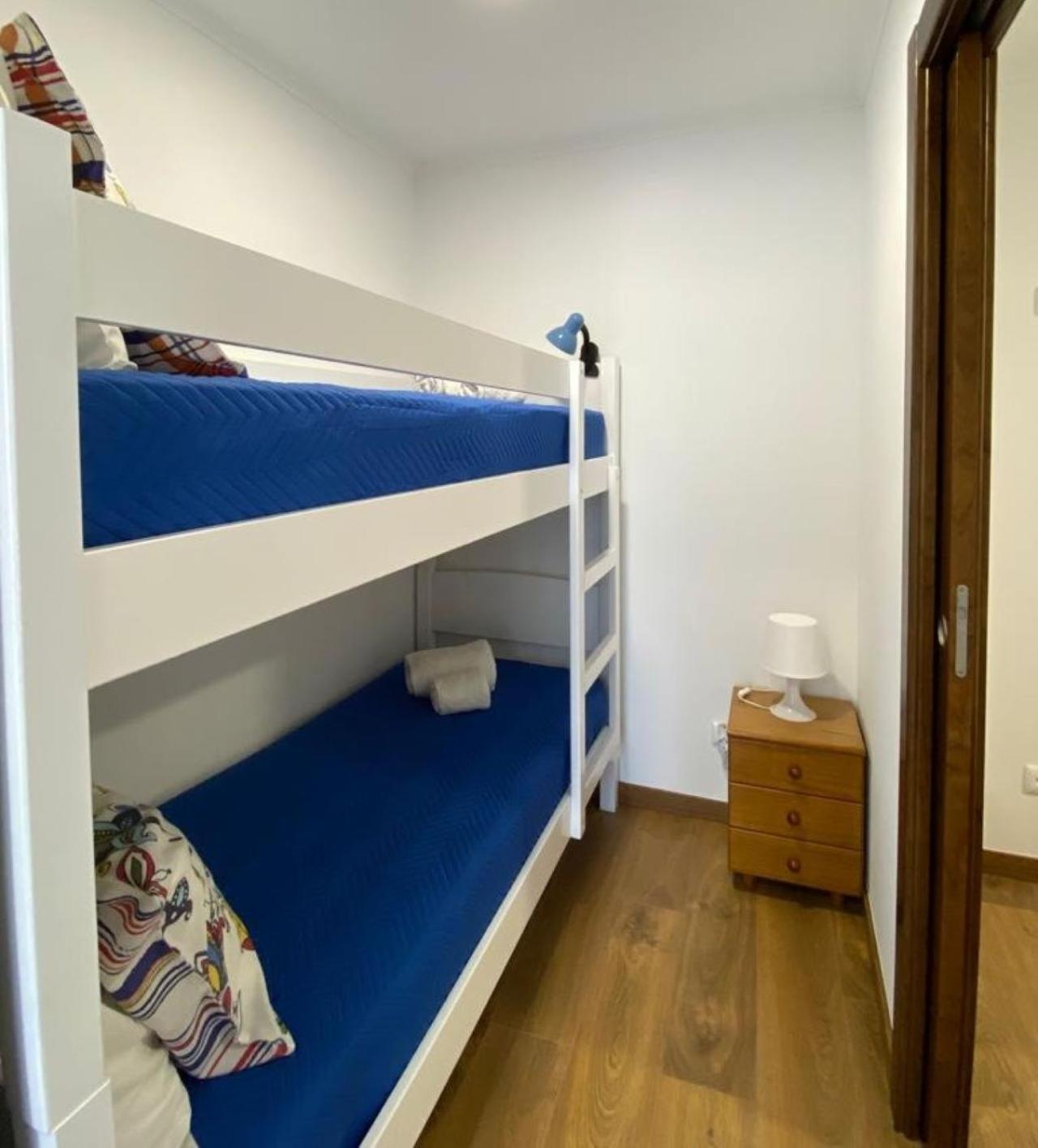 Three-Bedroom Apartment photo 2