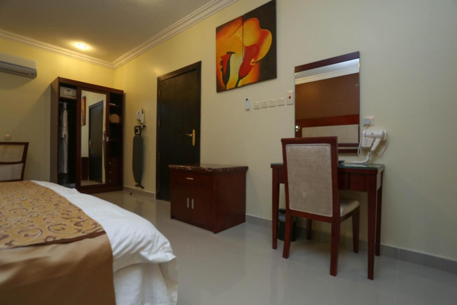 One-Bedroom Suite photo 3