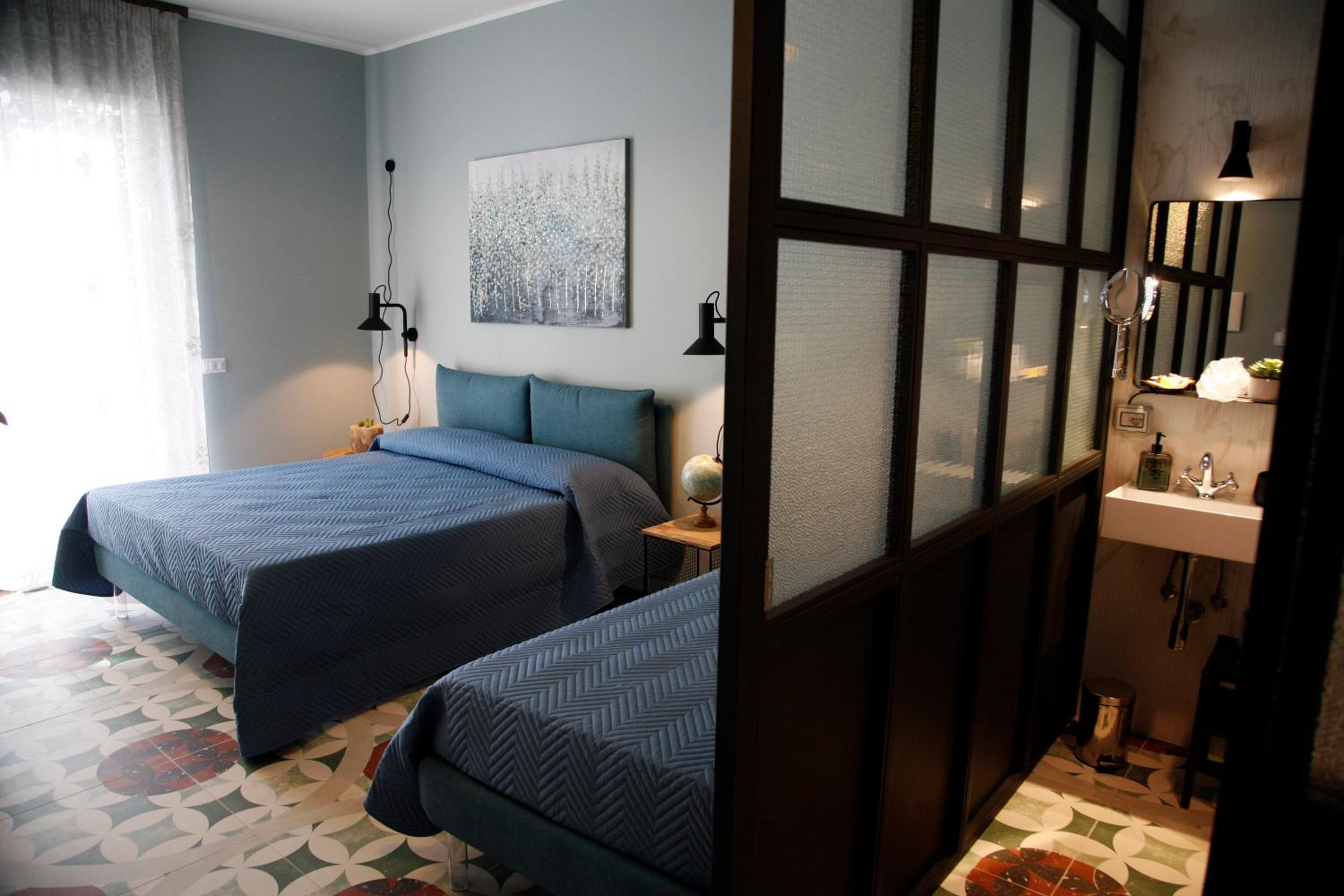 Triple Room with Private Bathroom photo 3