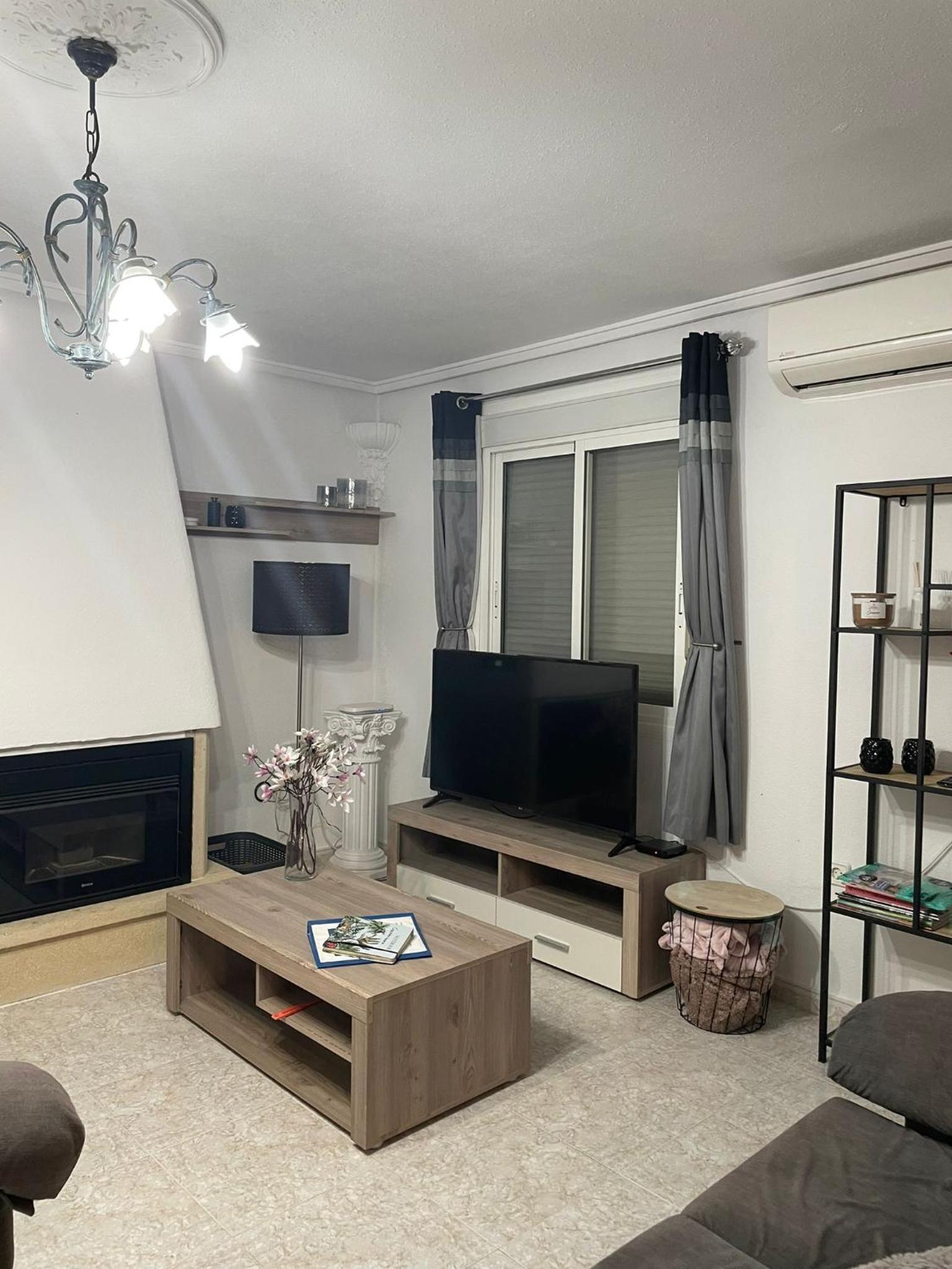 Villa de Tres Habitaciones