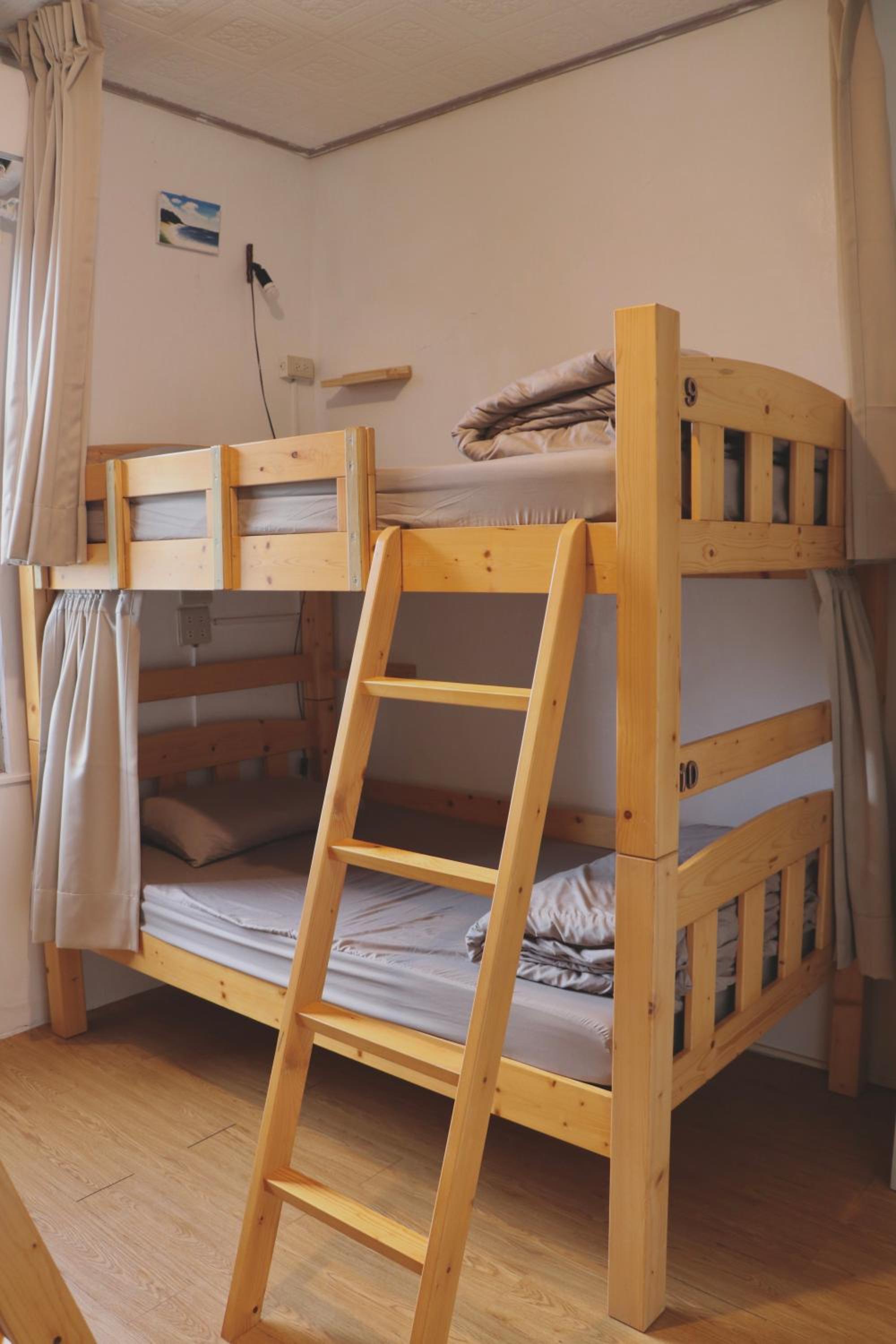Bed in 4-Bed Mixed Dormitory Room photo 1