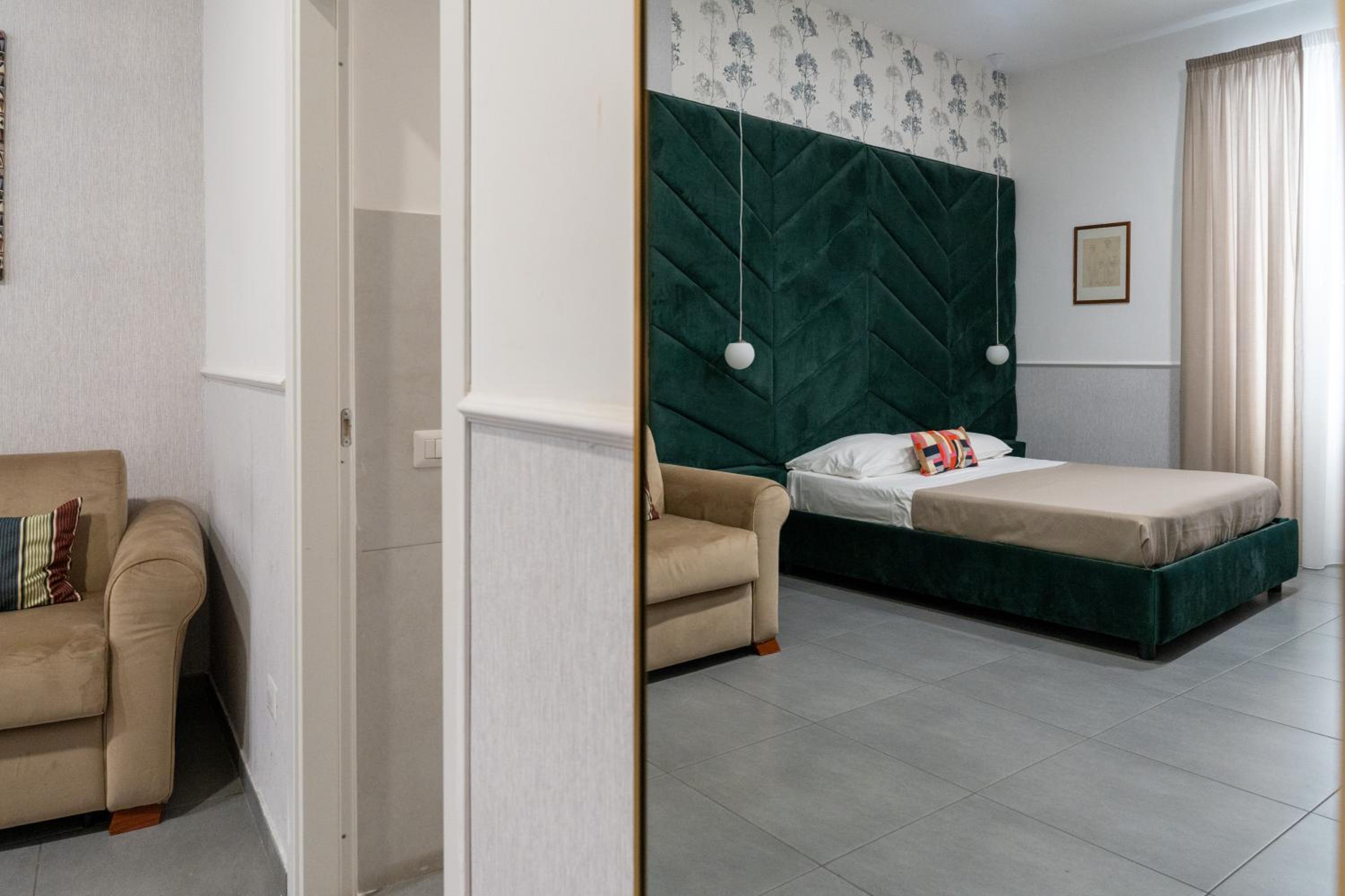Superior Double Room thumbnail 6