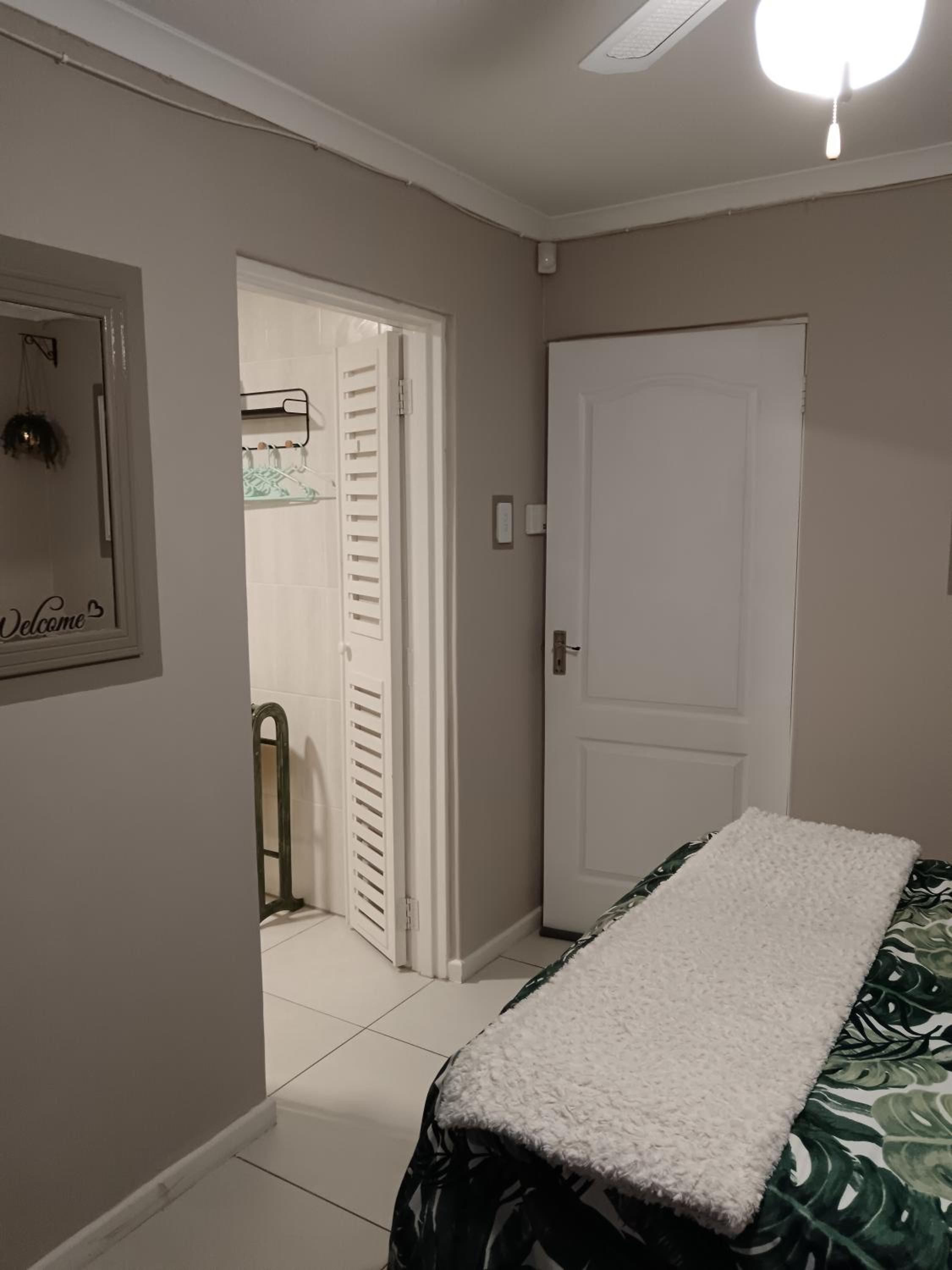 One-Bedroom Apartment - Photo 24