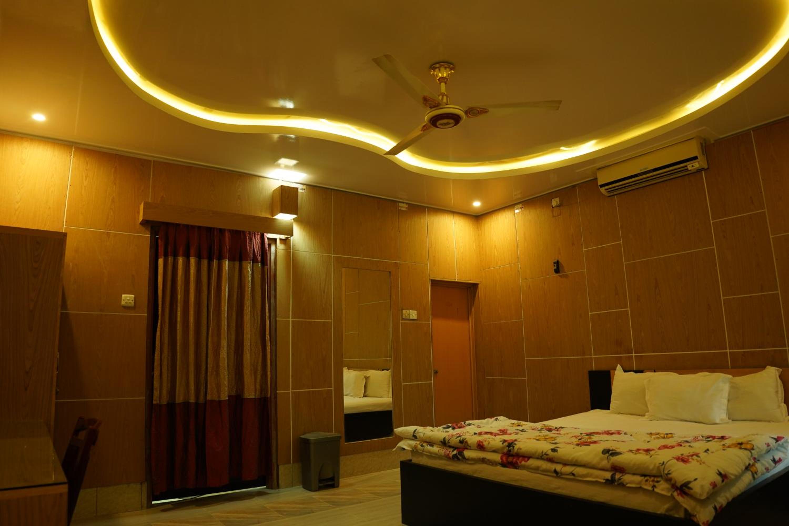 Deluxe Twin Room photo 1