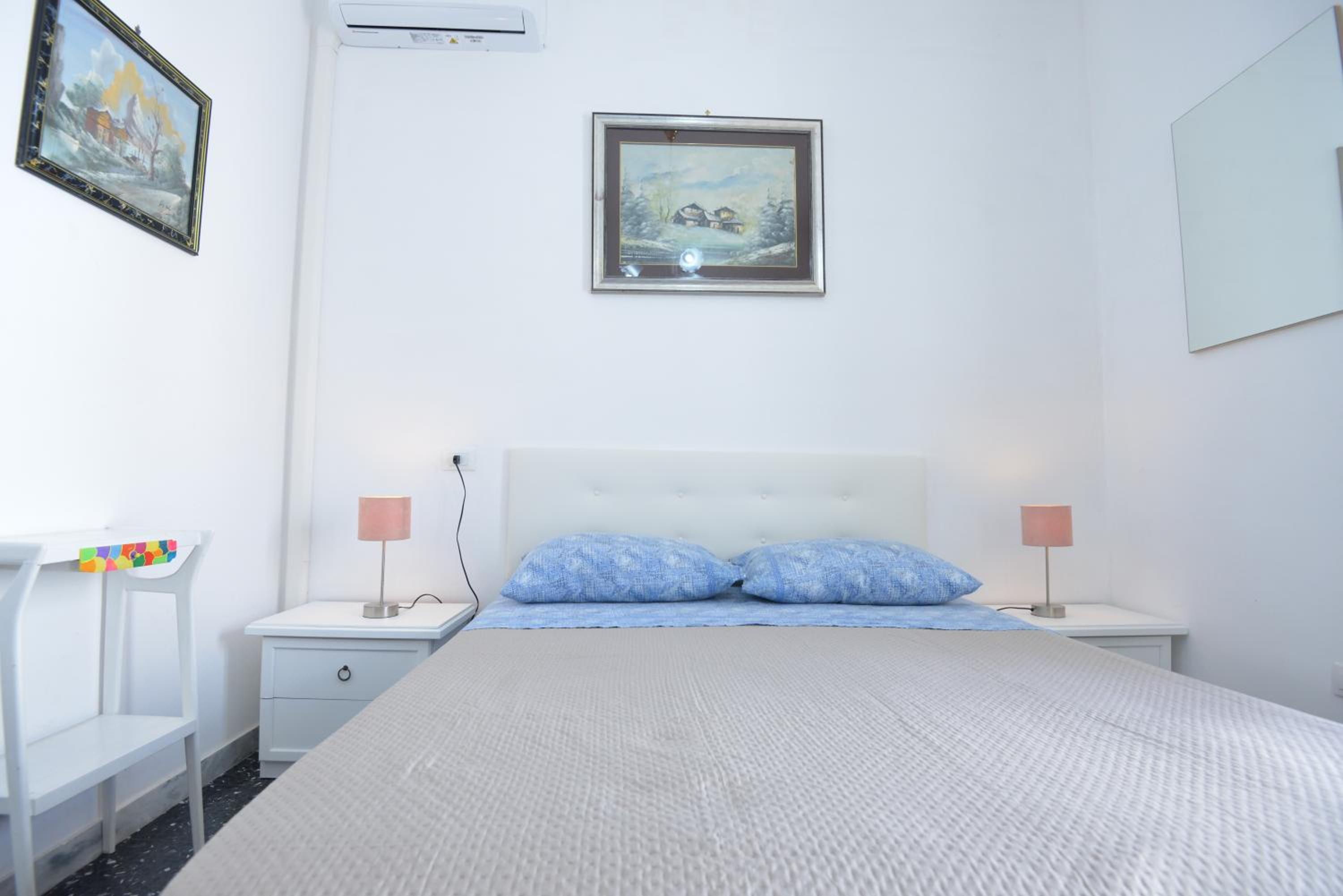 Double Room - Photo 1