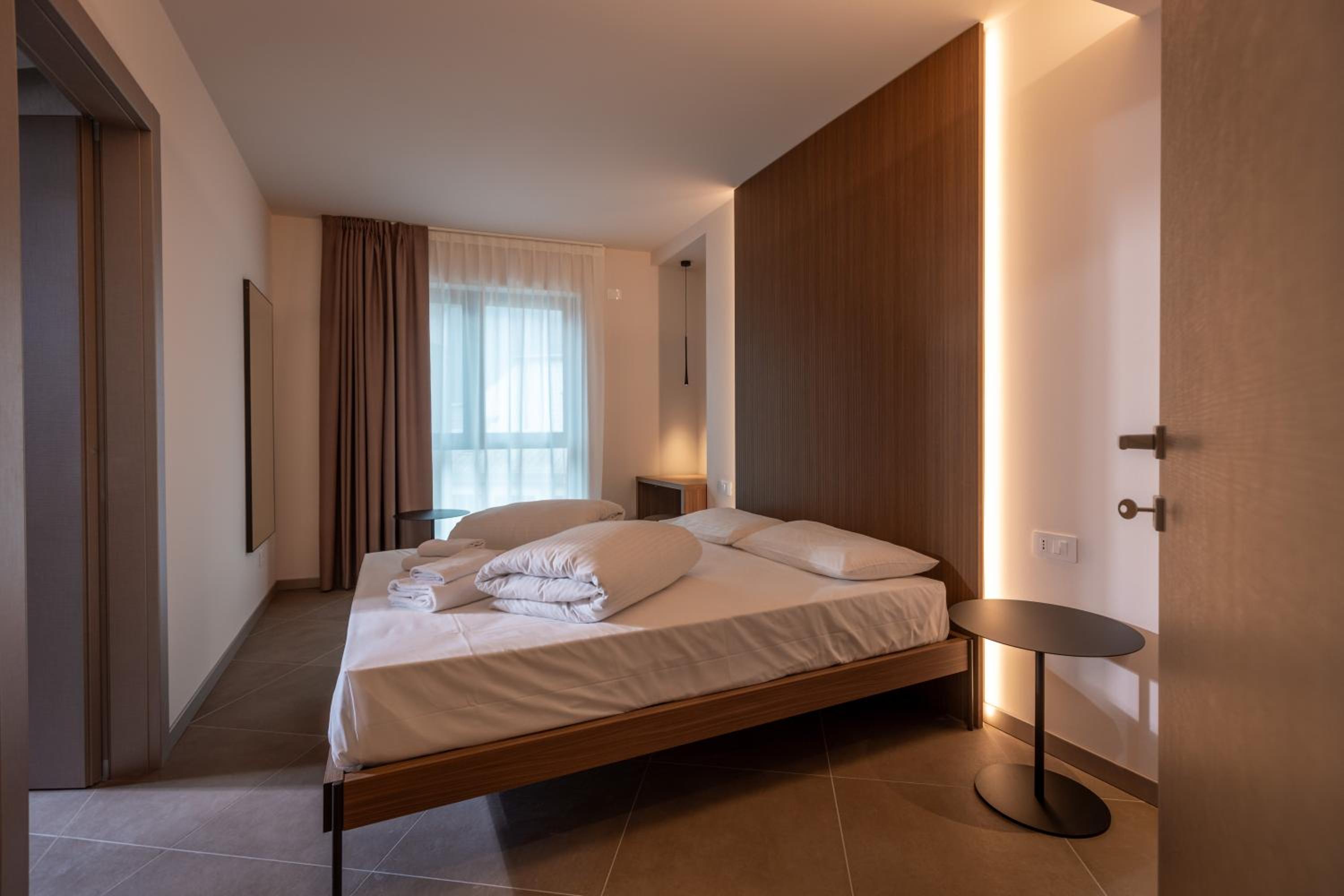 Two-Bedroom Suite - Photo 9