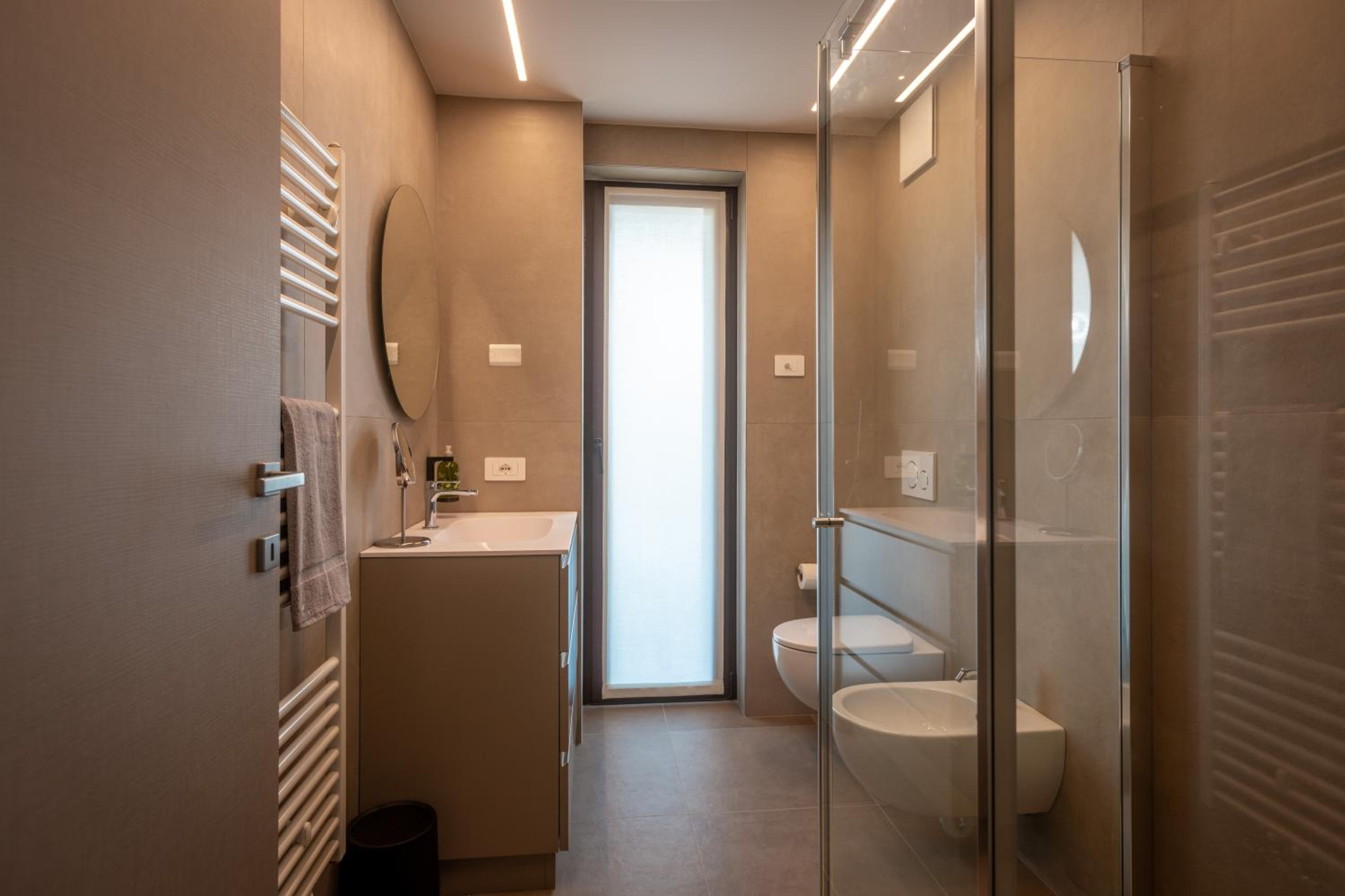 Two-Bedroom Suite - Photo 14