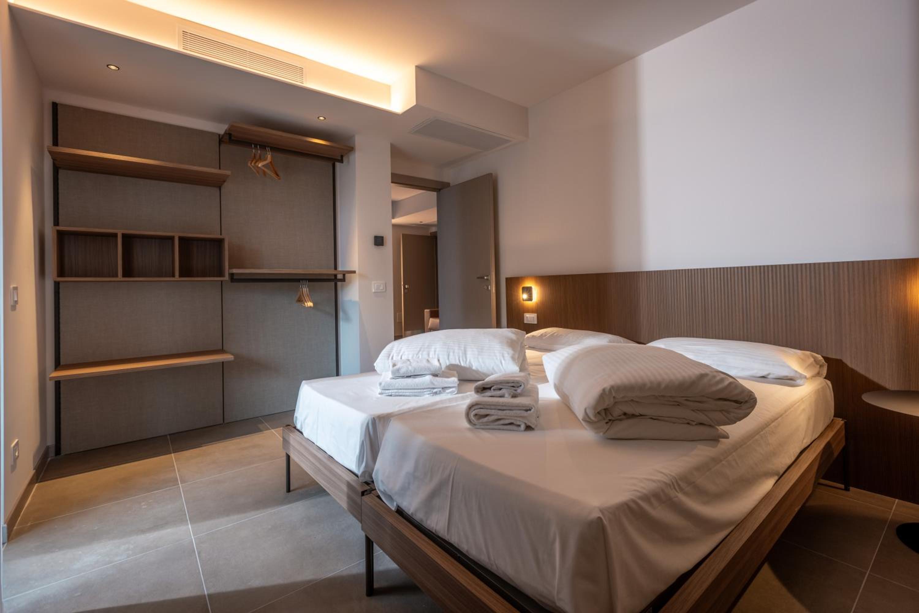 Two-Bedroom Suite - Photo 11