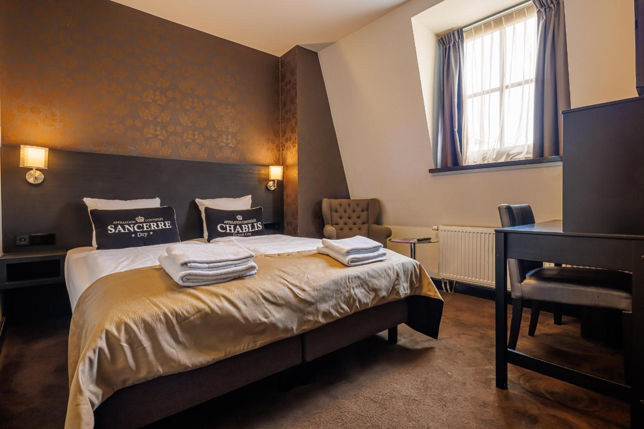 Economy Double or Twin Room photo 3