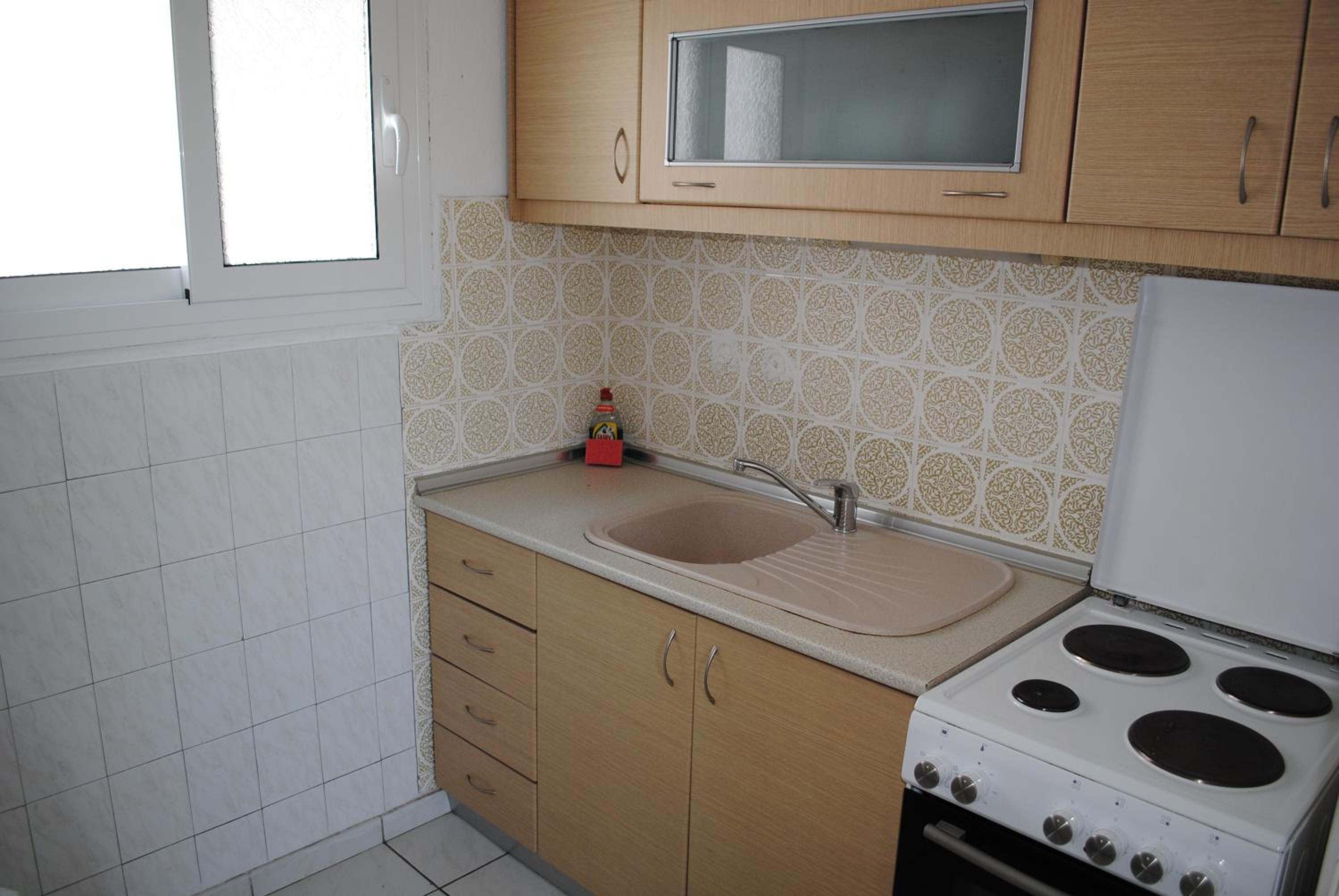 Two-Bedroom Apartment with Balcony - Photo 3