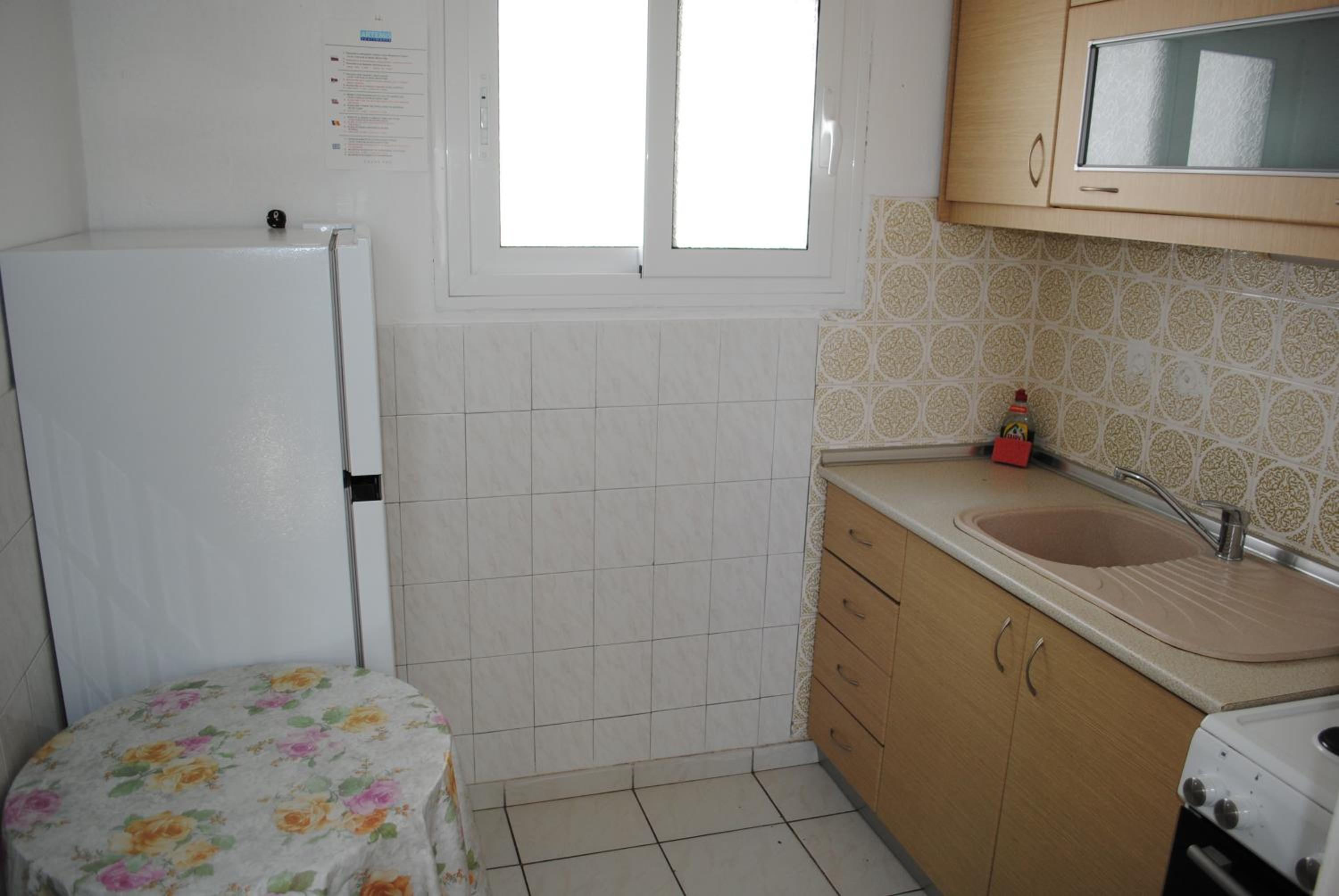 Two-Bedroom Apartment with Balcony - Photo 19