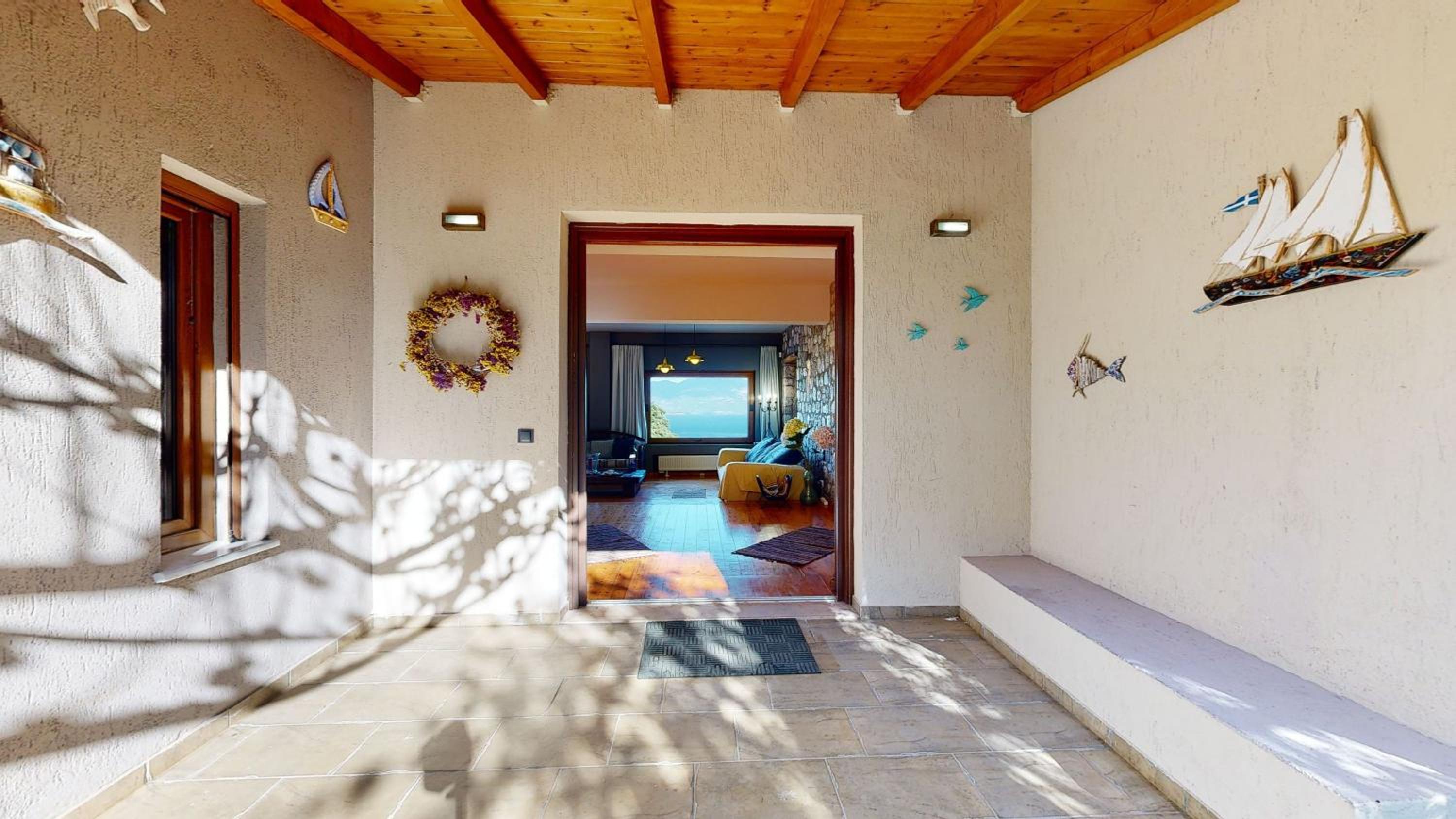 Deluxe Villa photo 2