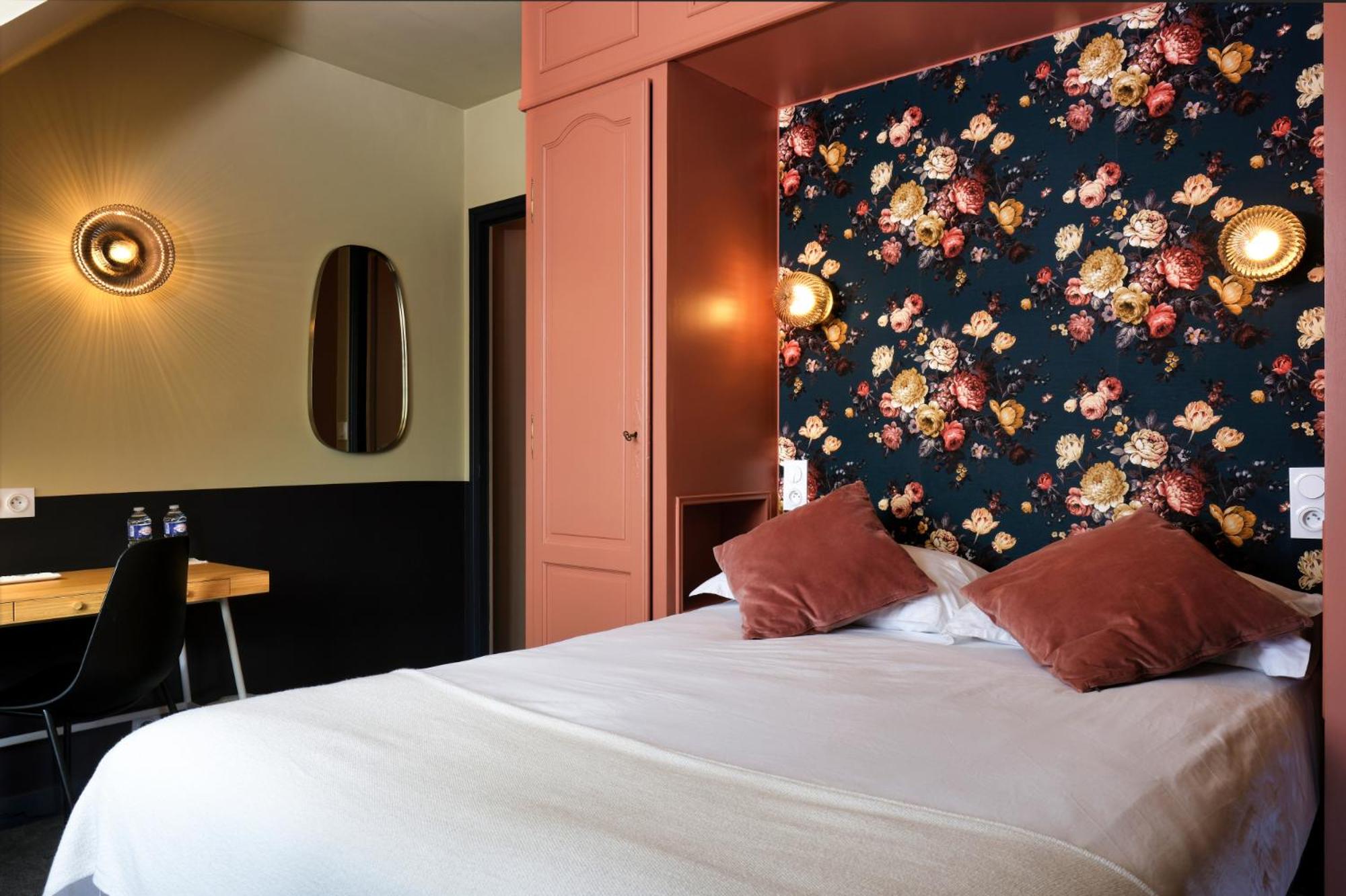 Standard Double Room - Photo 1