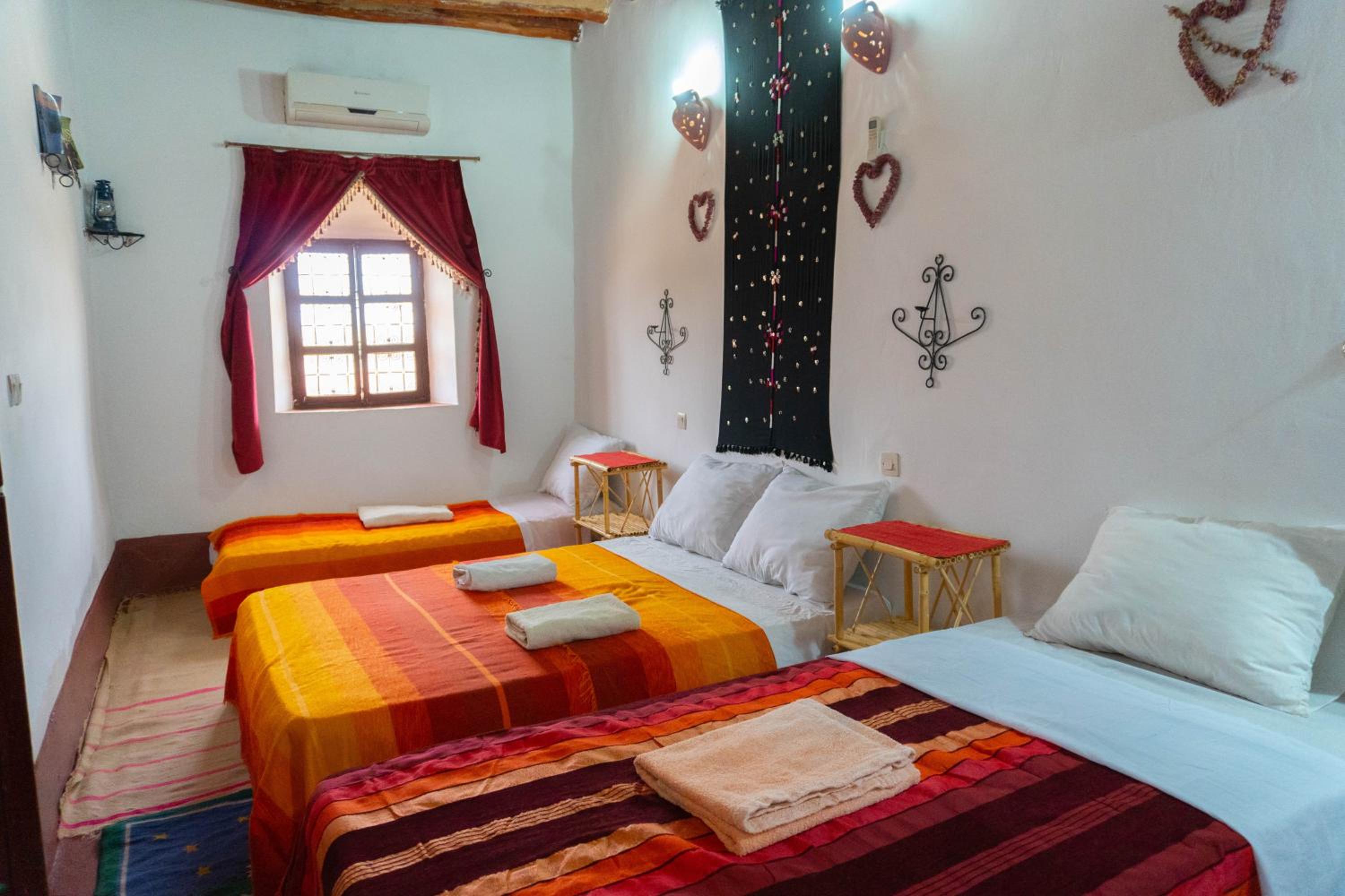 Standard Triple Room - Photo 1
