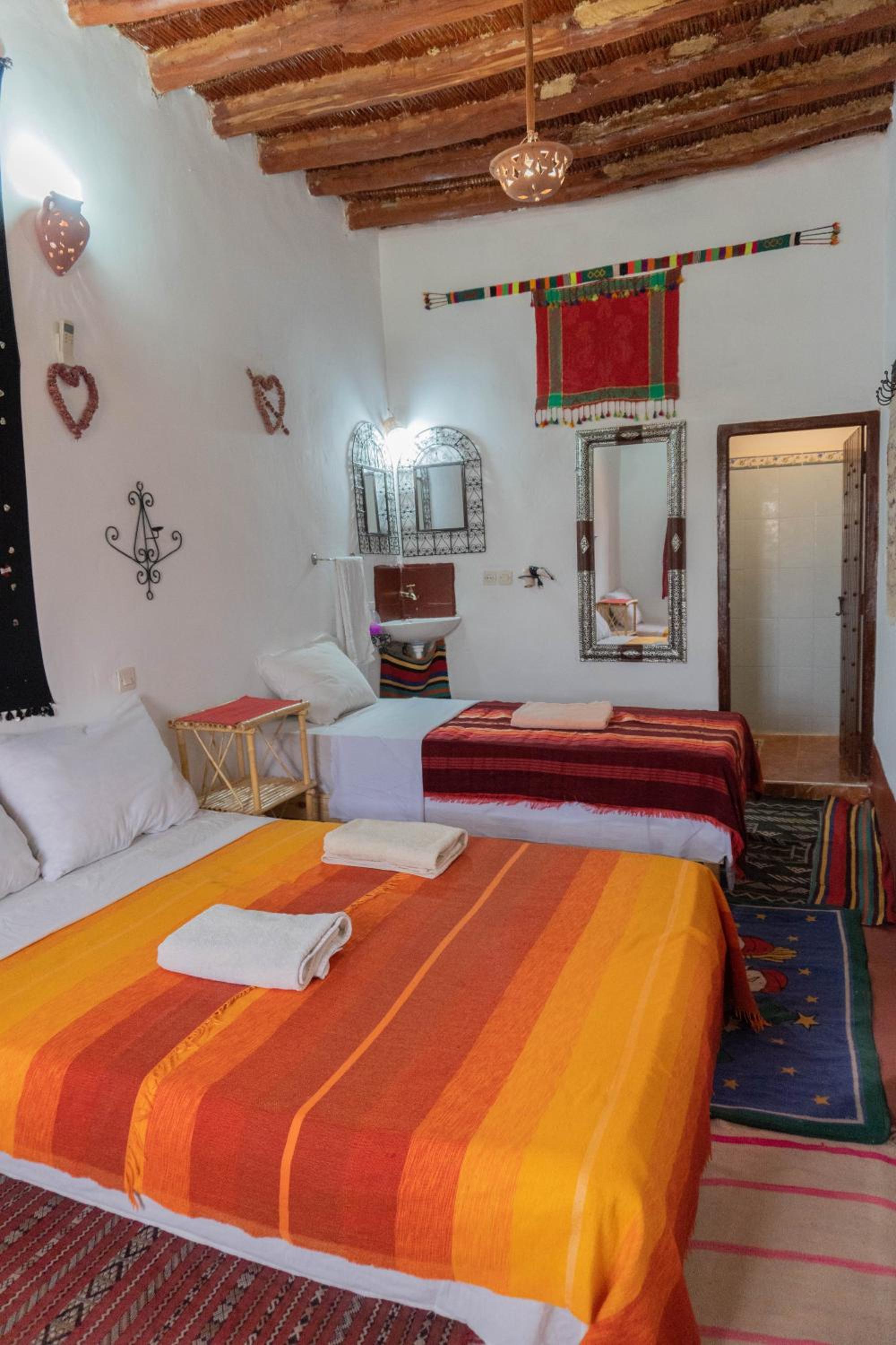Standard Triple Room - Photo 6