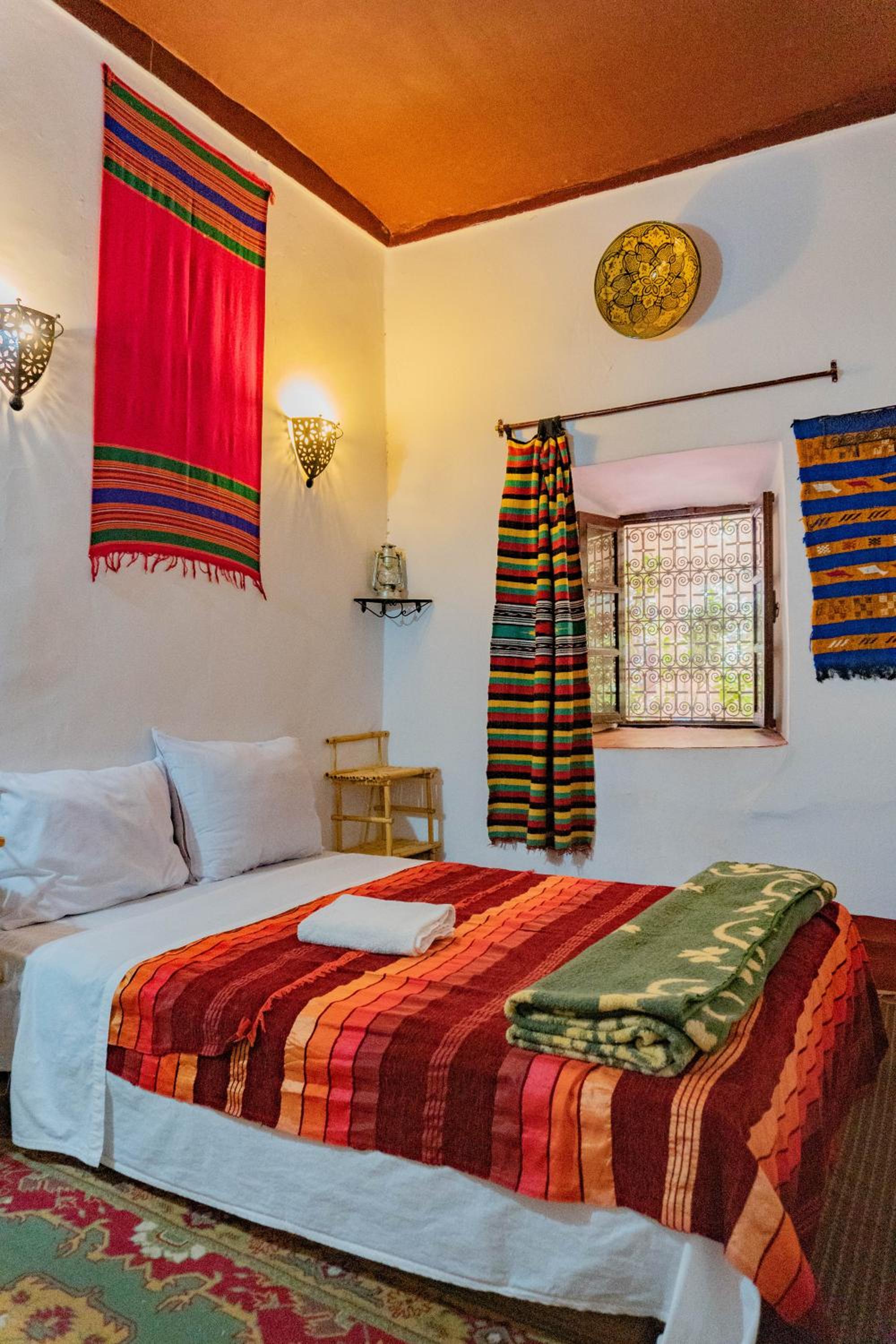Standard Double Room - Photo 3