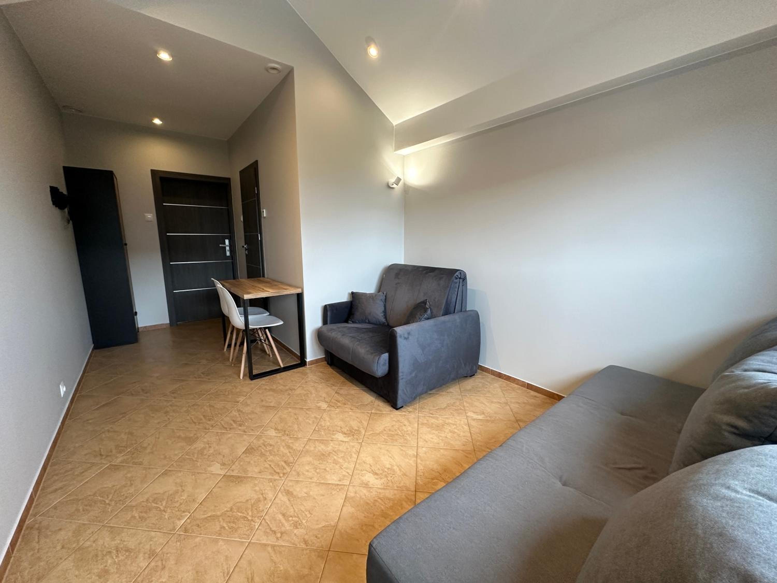 Family Room photo 3
