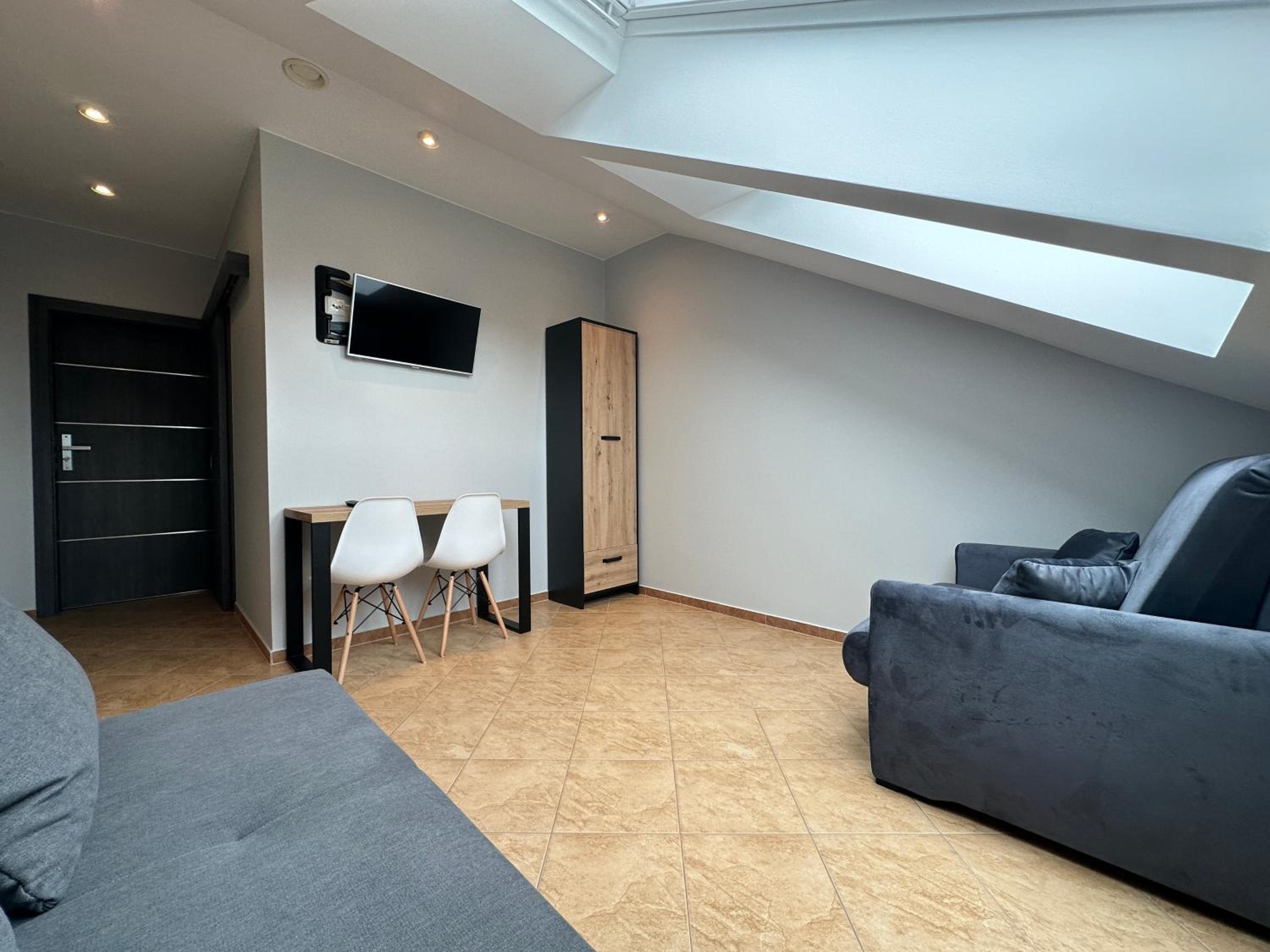 Family Room photo 2