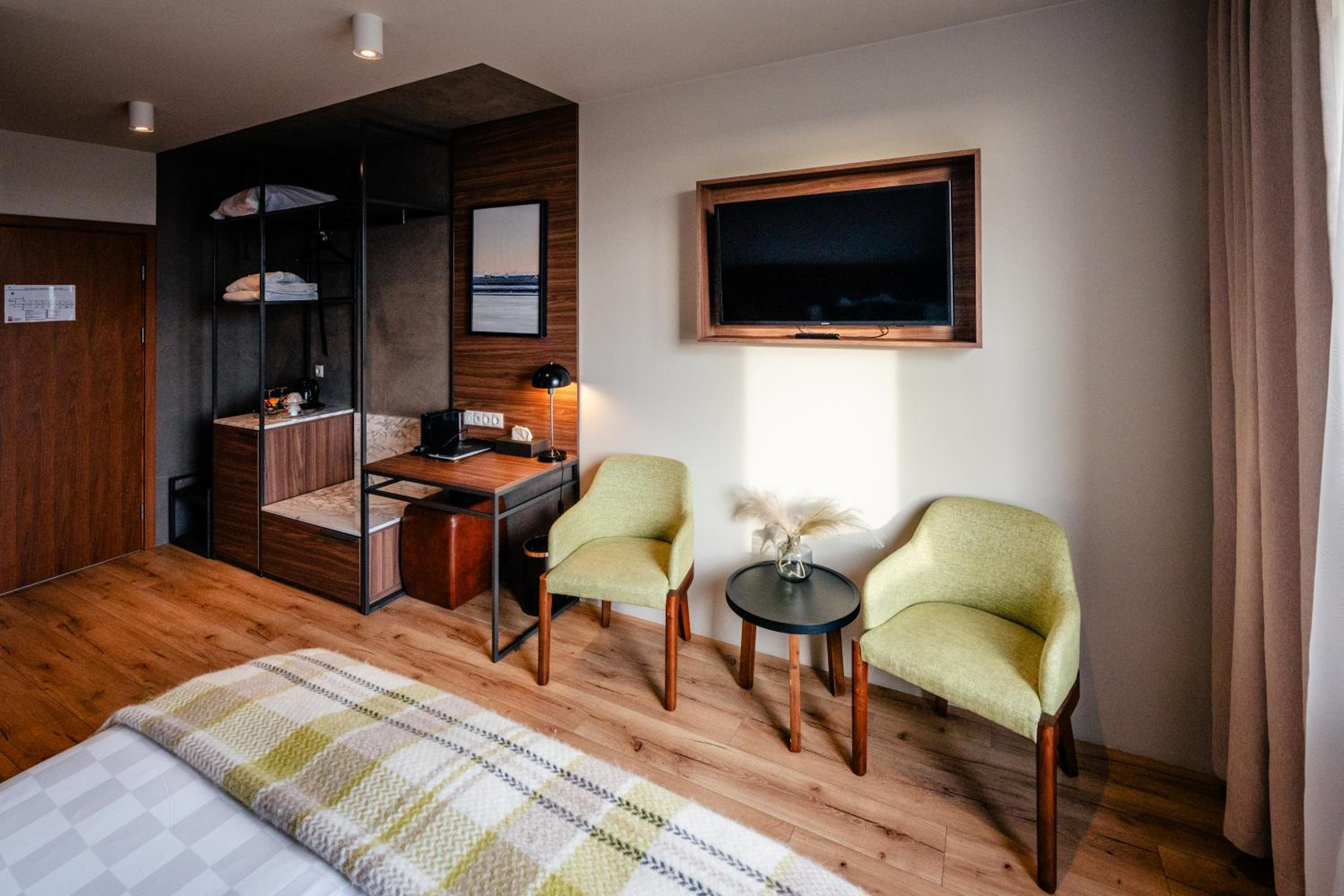 Standard Double or Twin Room with Sea View photo 3