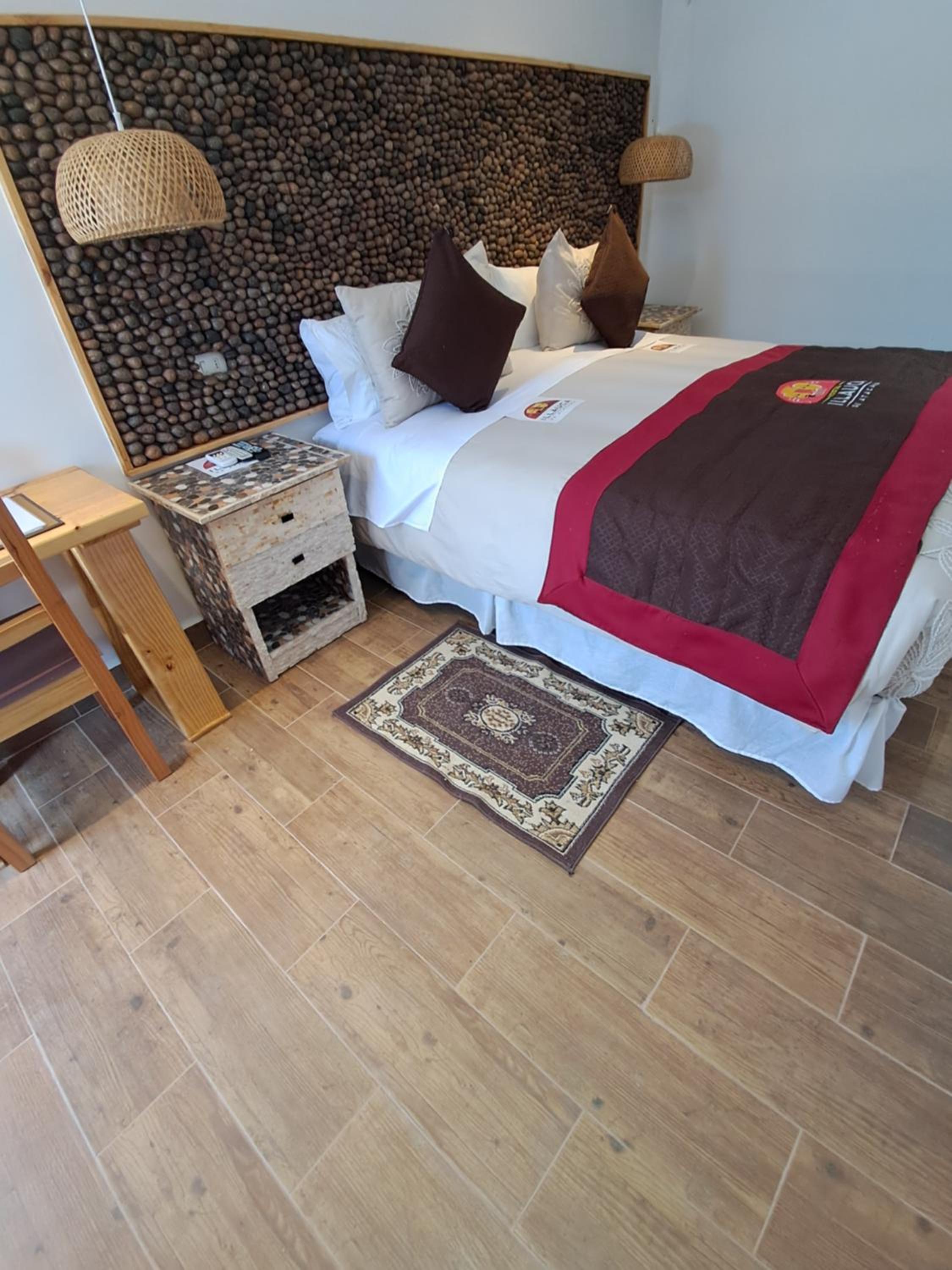 Deluxe King Room photo 2