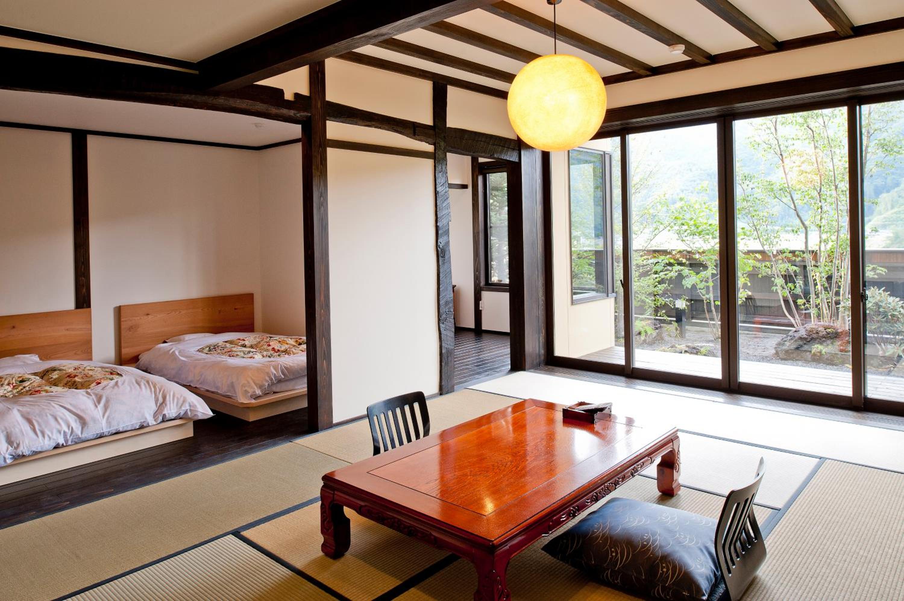 Standard Twin Room with Mountain View - Photo 2