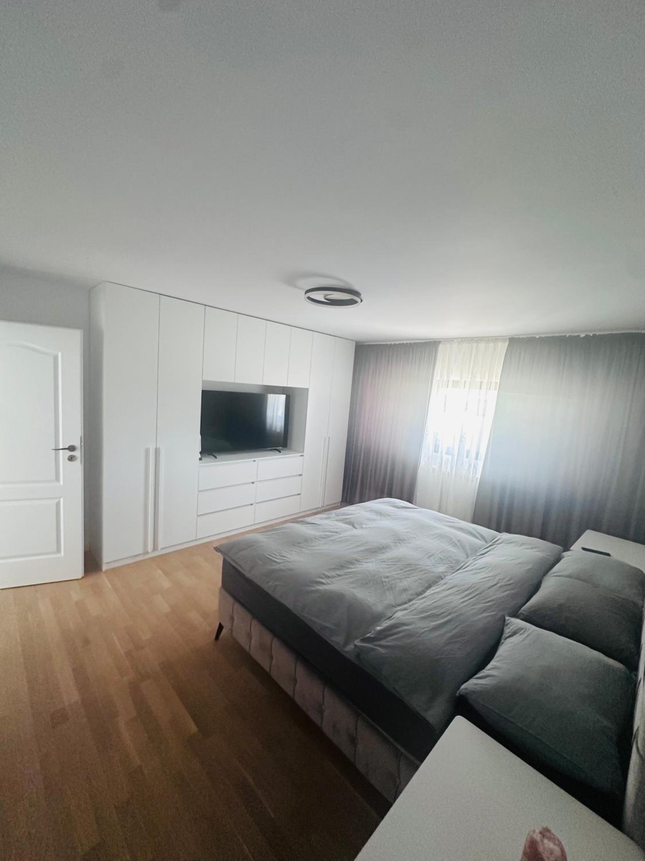 Three-Bedroom Villa photo 1