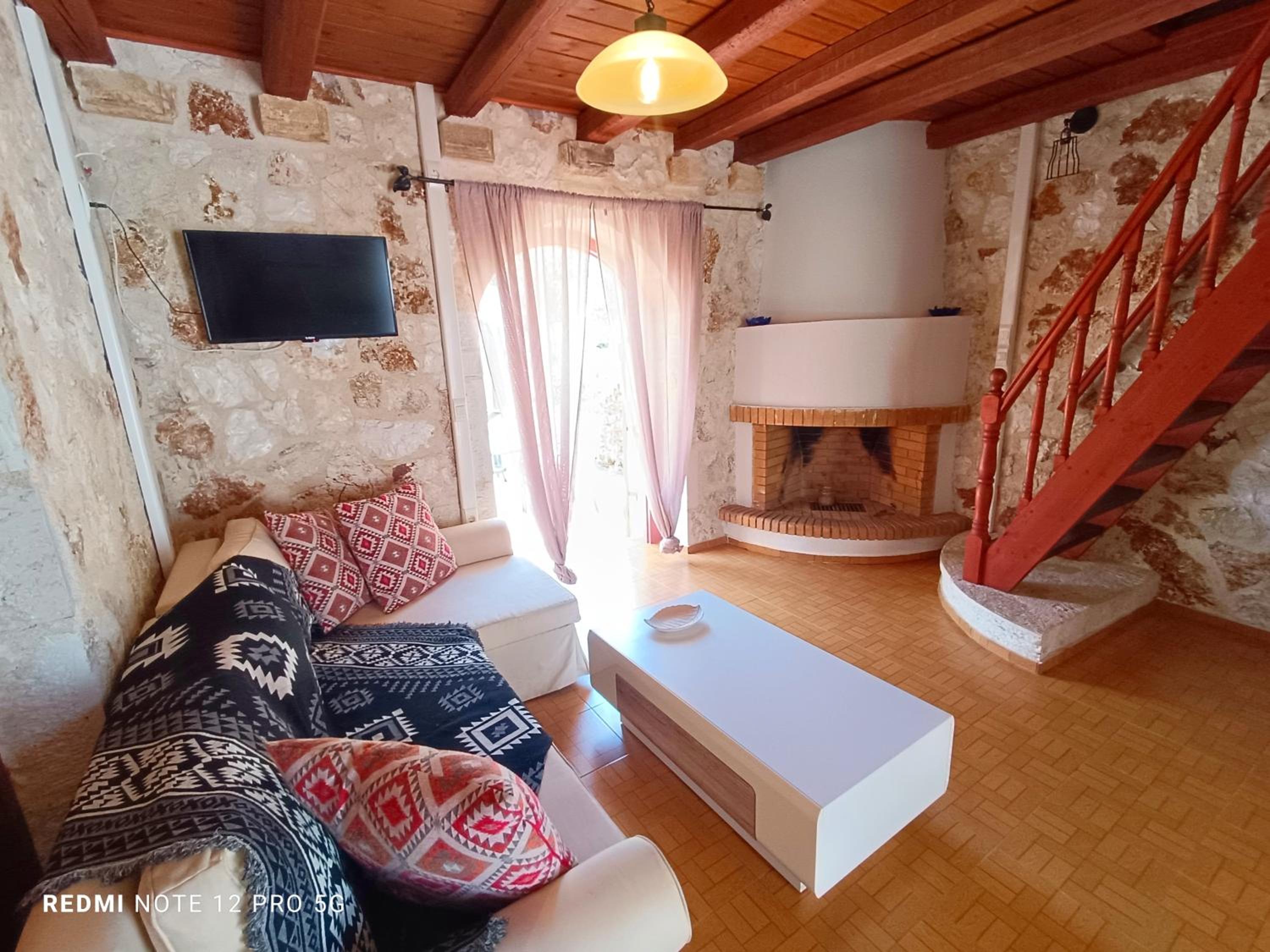 One-Bedroom House photo 1