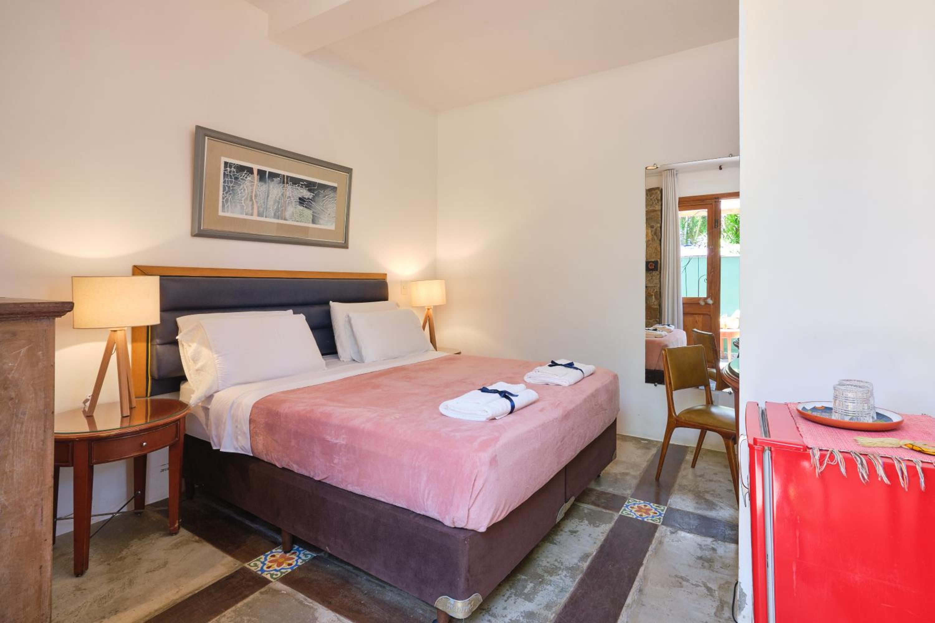 Queen Room with Spa Bath