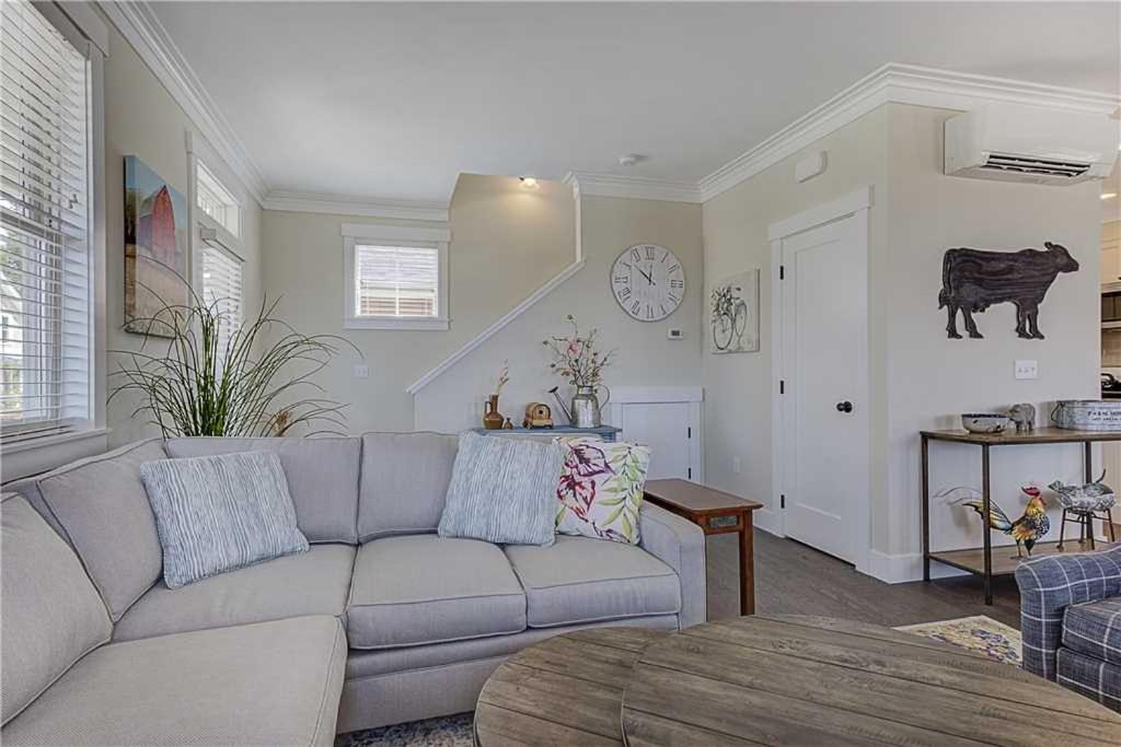 Three-Bedroom Home photo 1