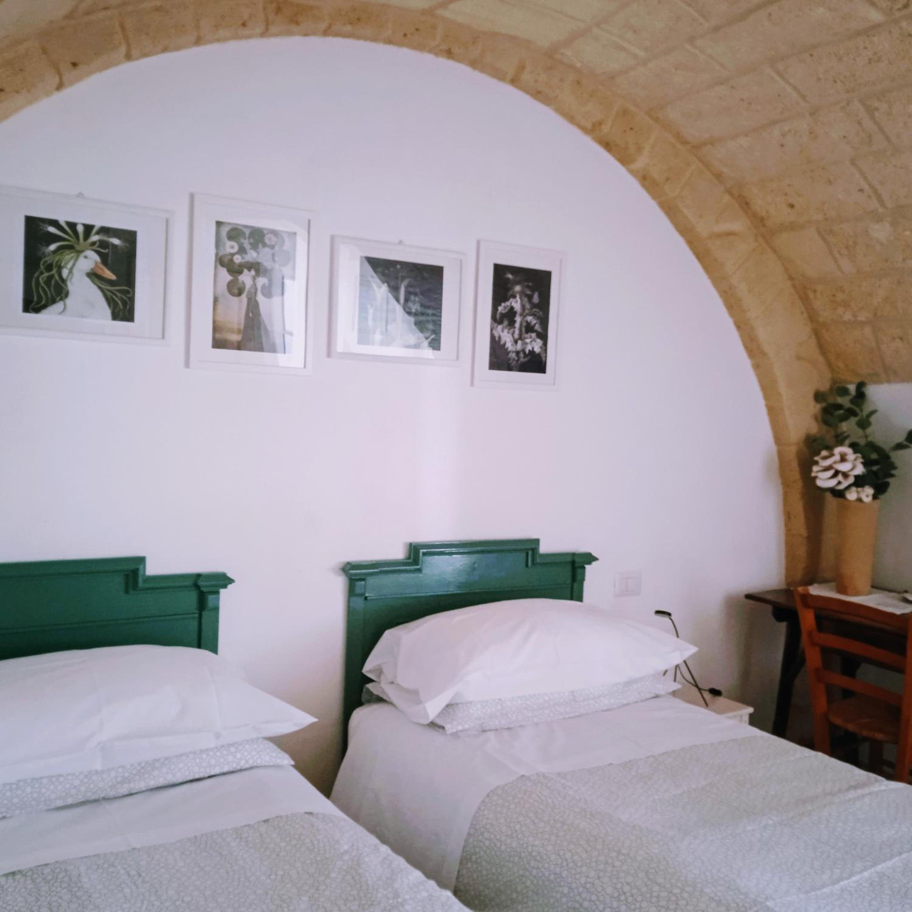 Double Room - Photo 5