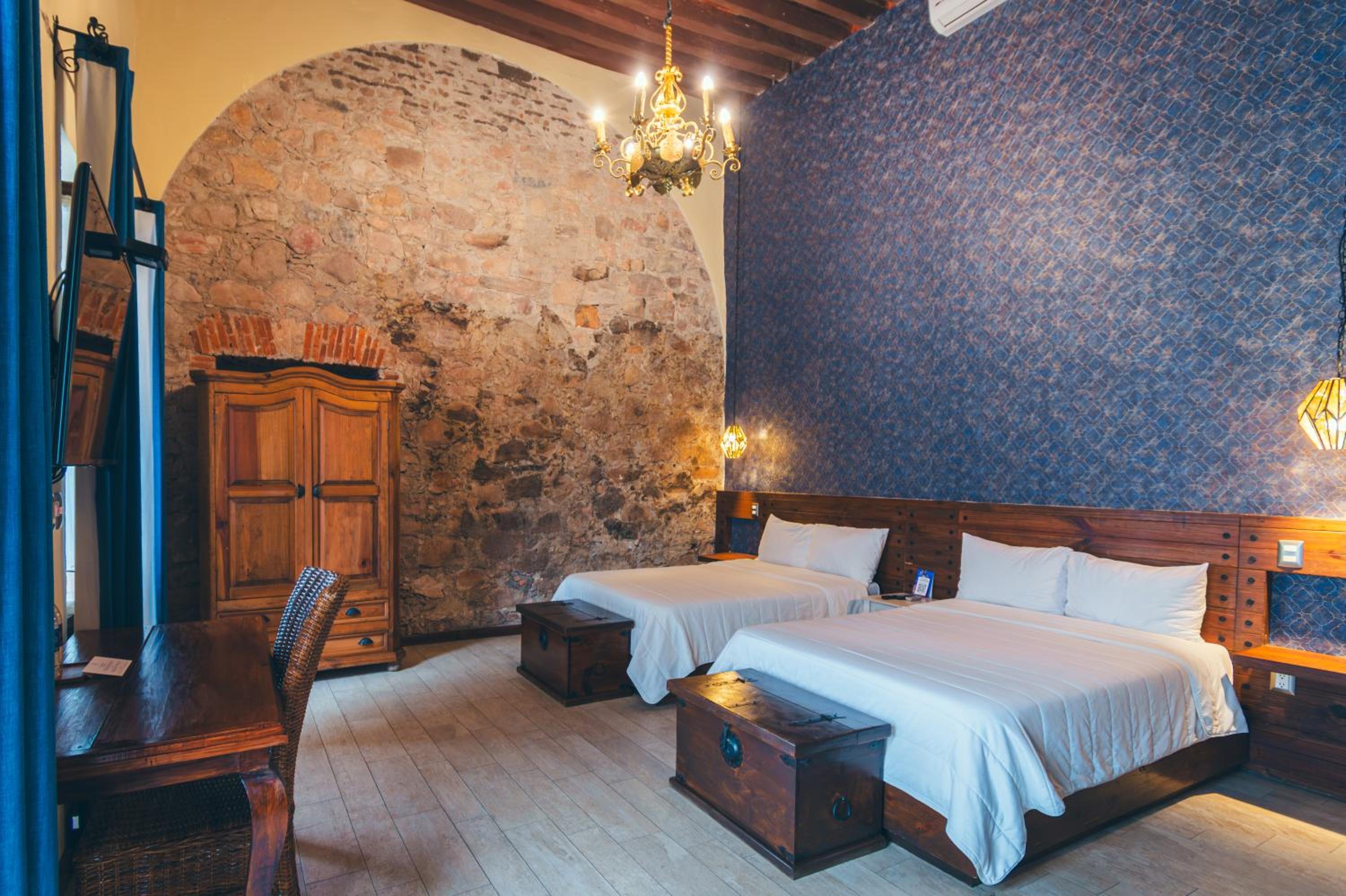 Grand Suite - Photo 1