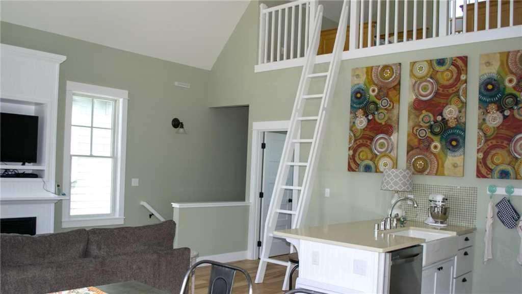 Three-Bedroom Home photo 1