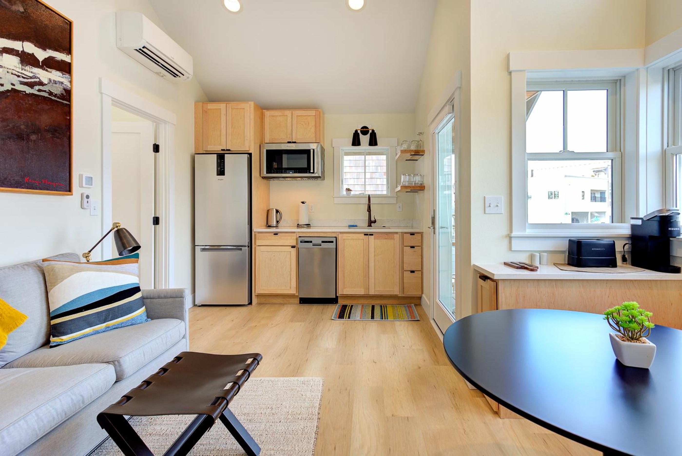 One-Bedroom House photo 2