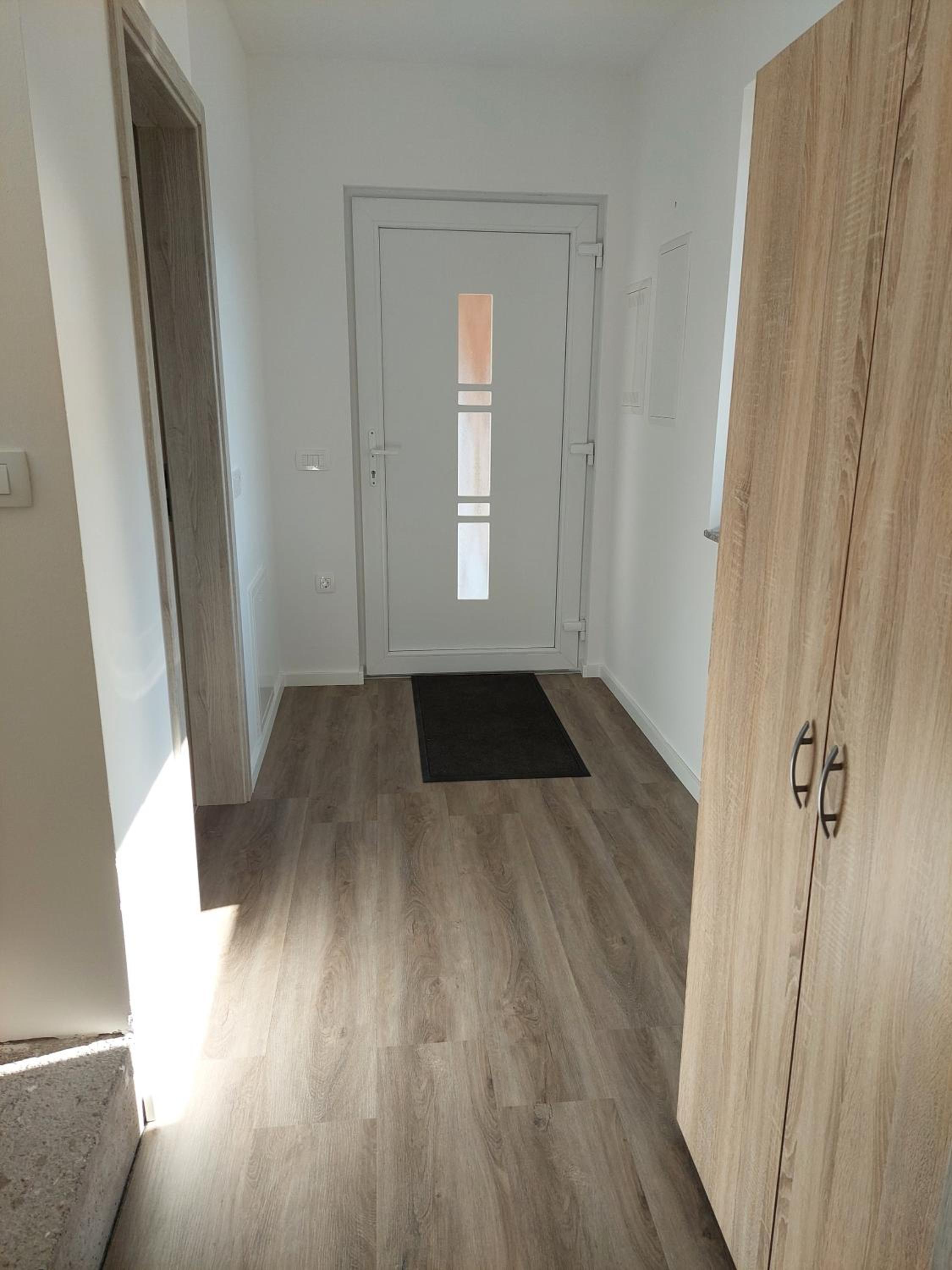 One-Bedroom House photo 1