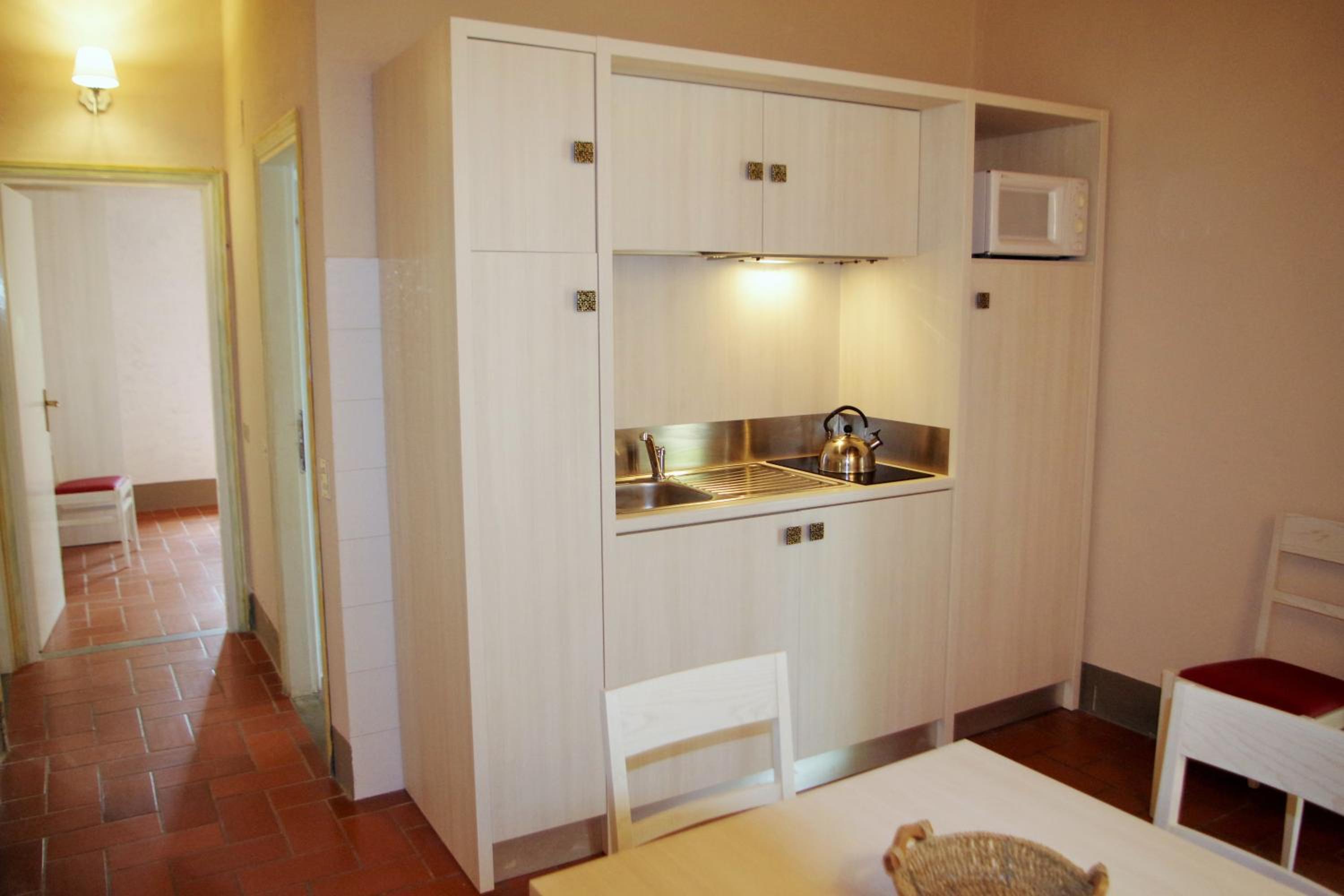 Two-Bedroom Apartment - Photo 6