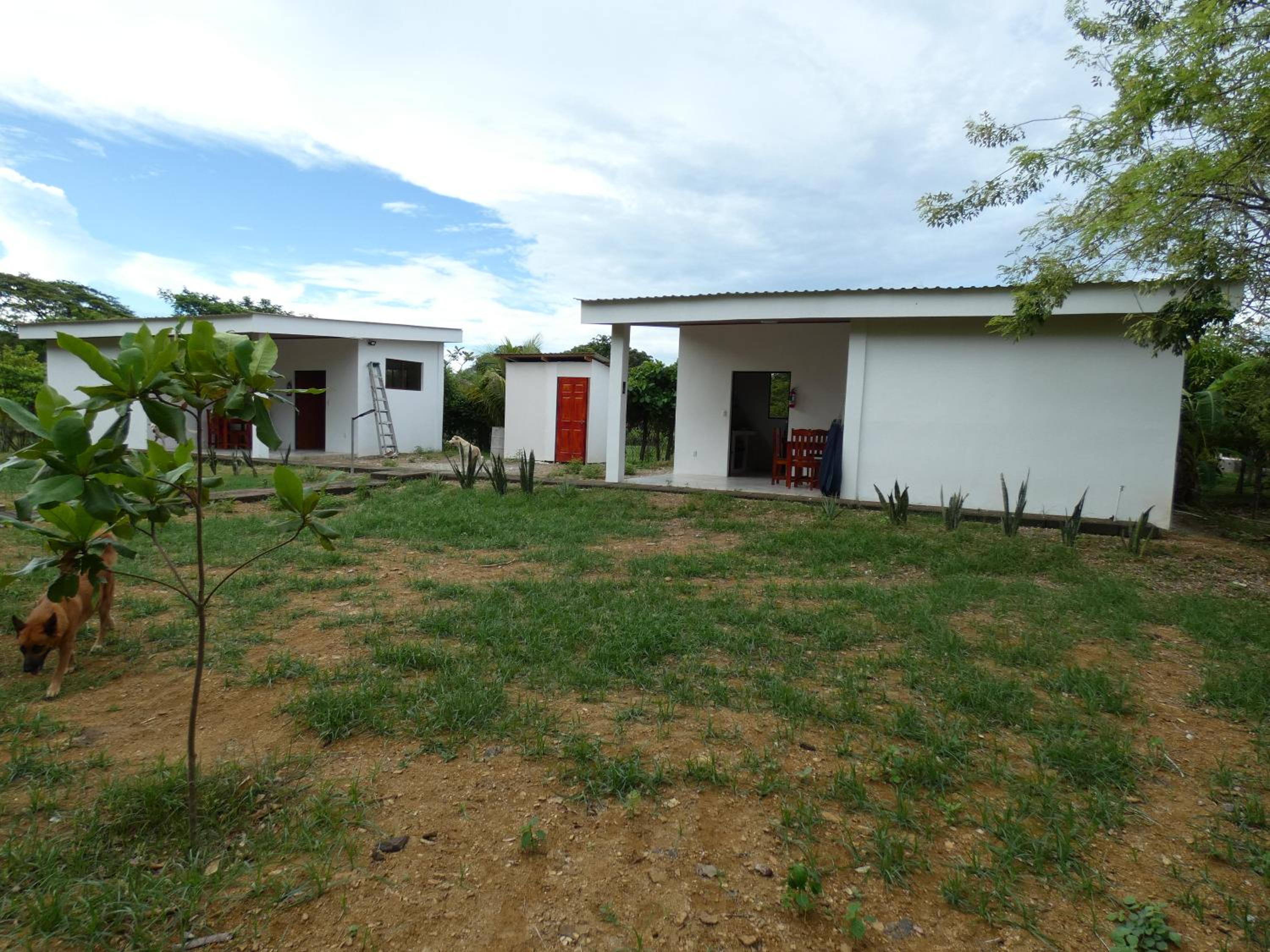 One-Bedroom House photo 2
