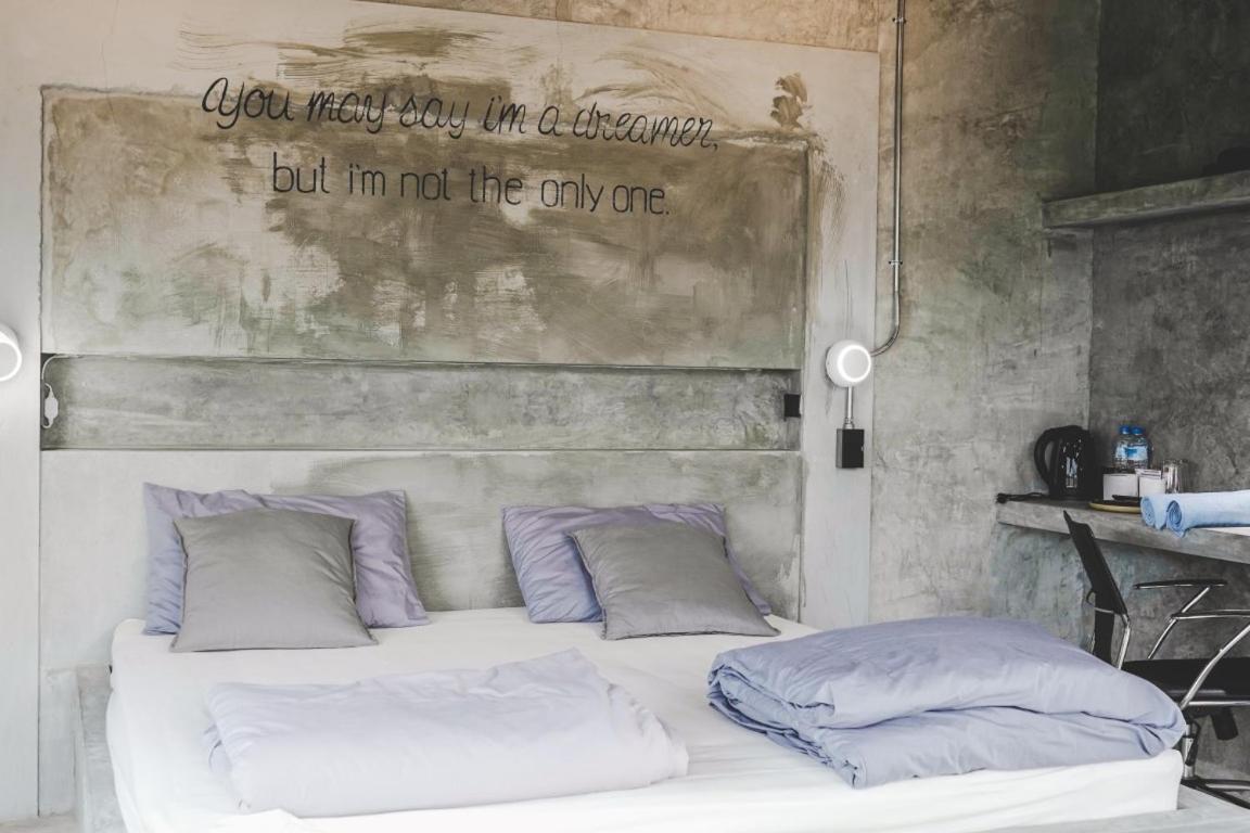 Deluxe King Room photo 1