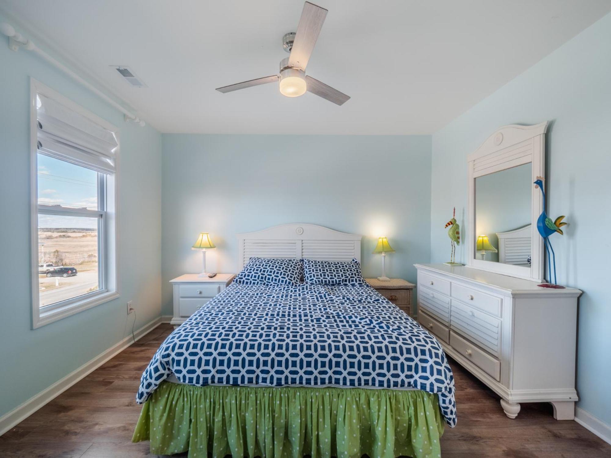 Four-Bedroom House photo 2