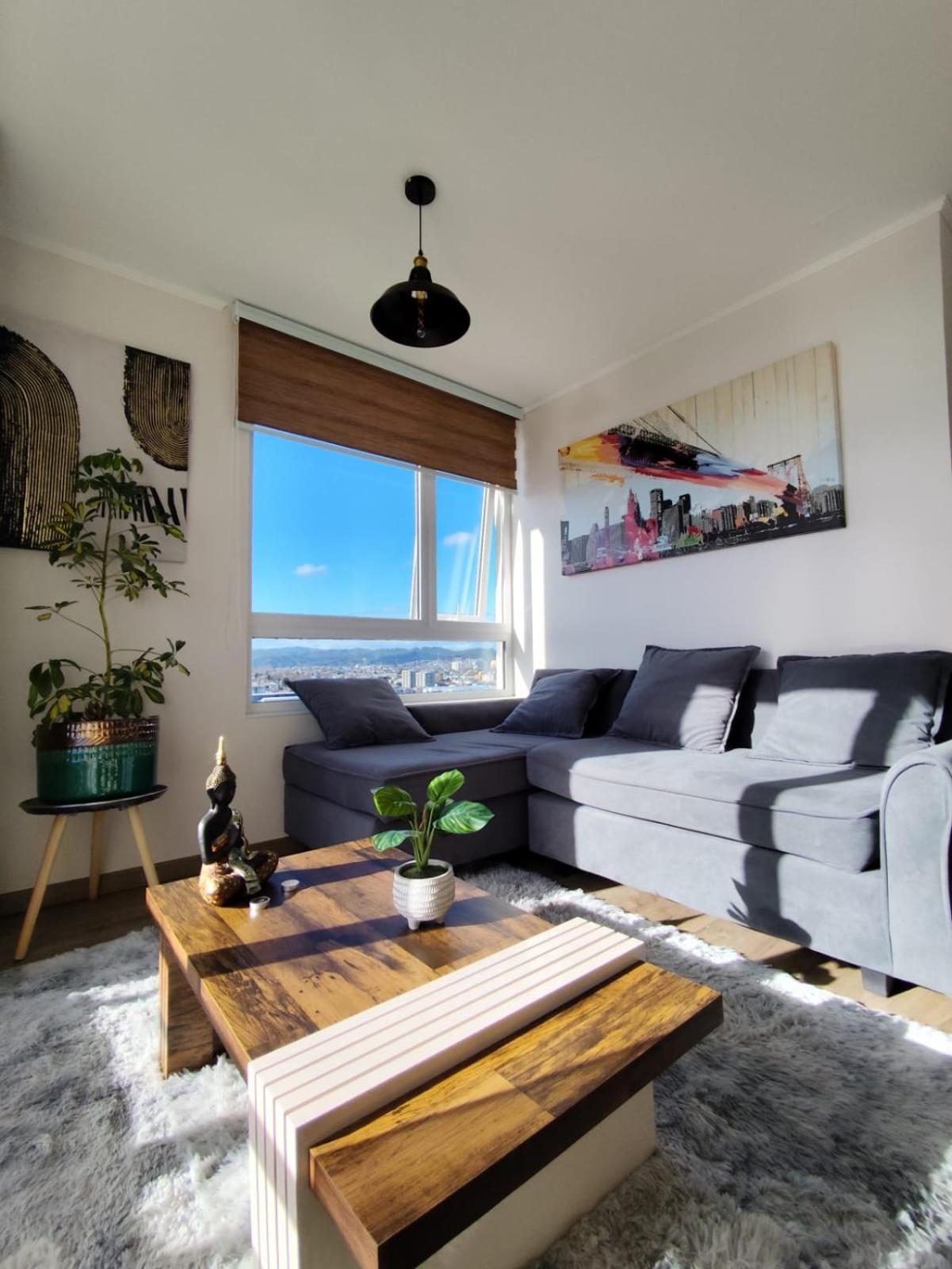 Two-Bedroom Apartment with Lake View photo 1