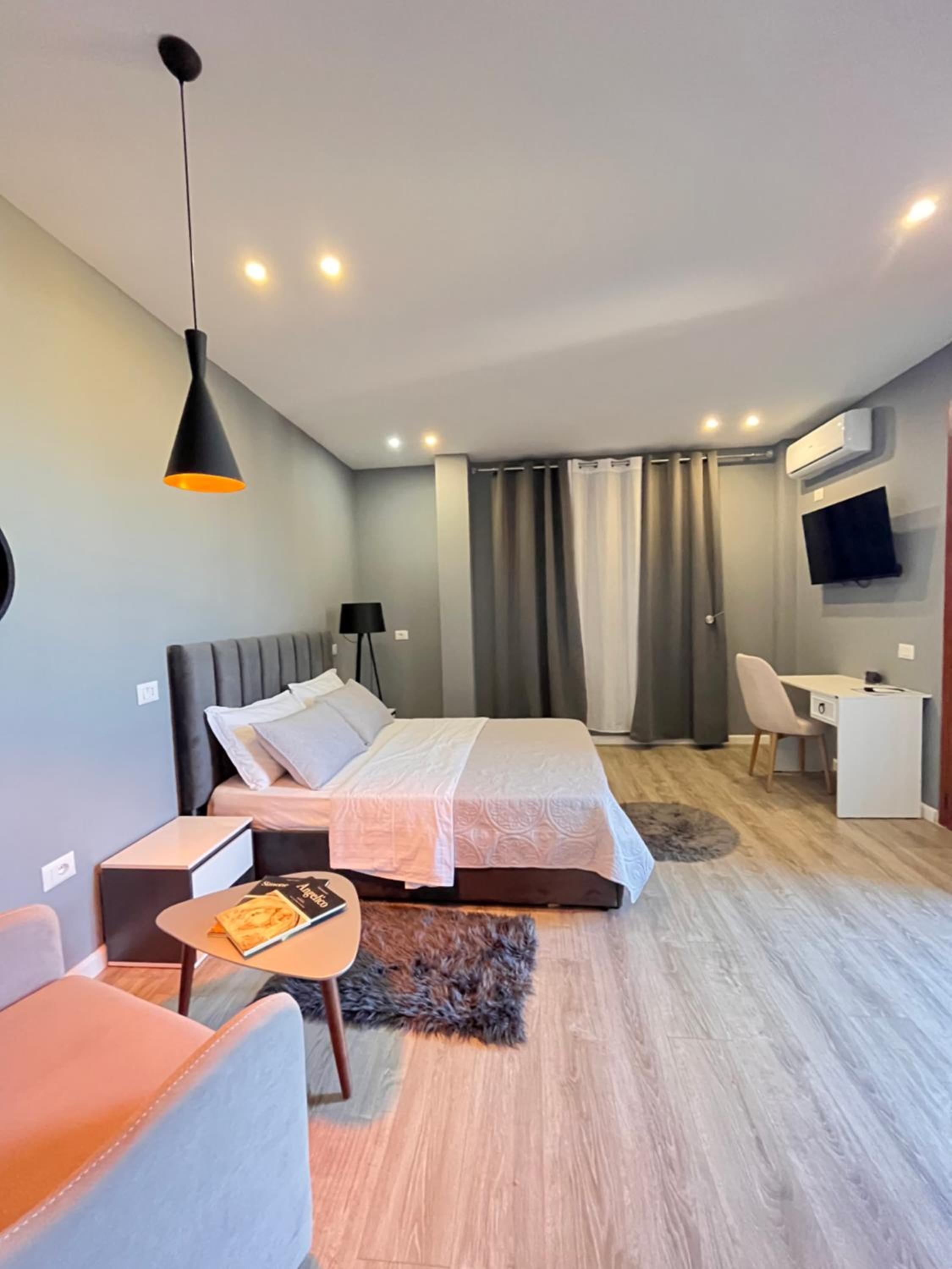 Deluxe Suite photo 1