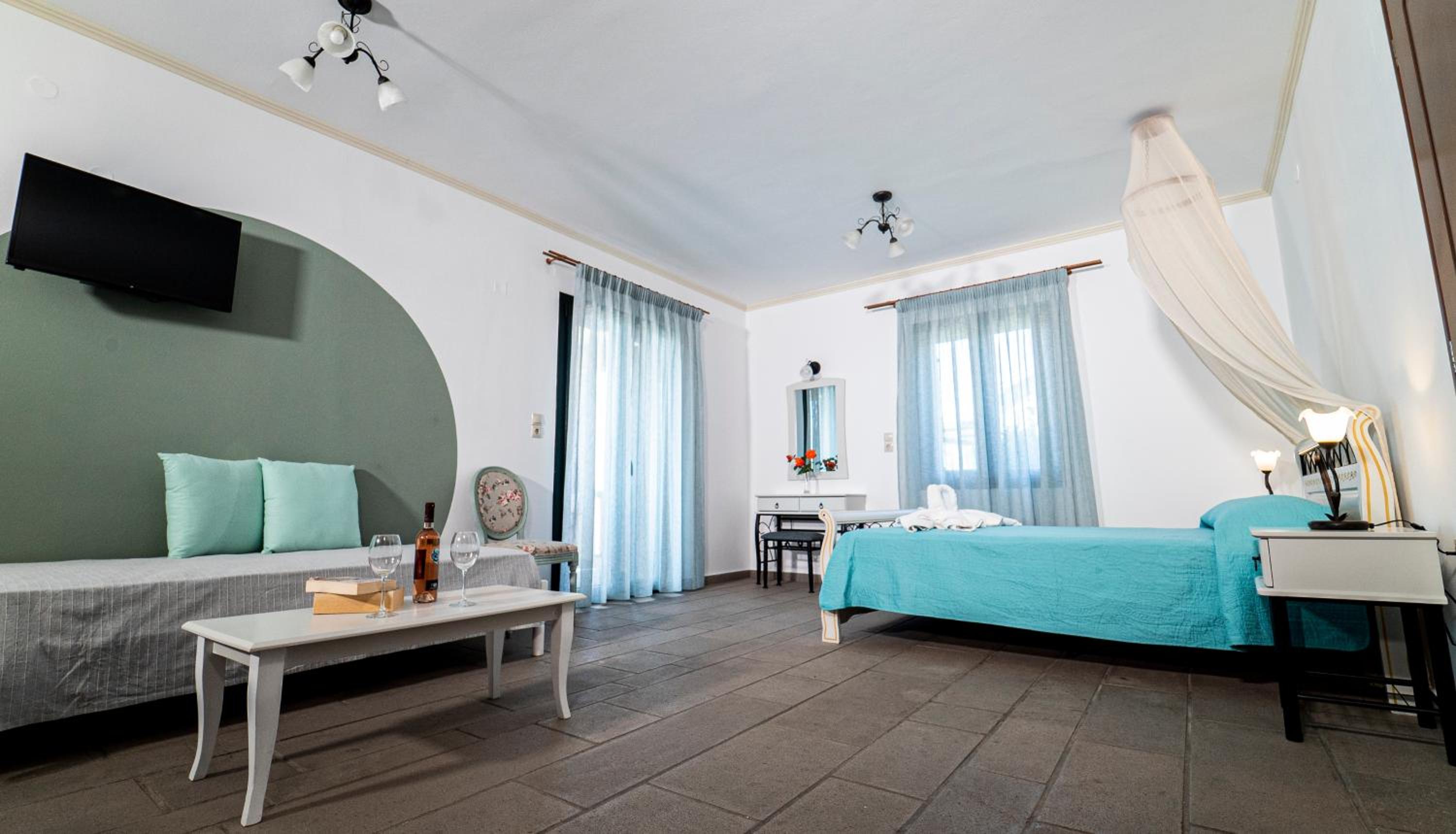 Superior Double or Twin Room with Sea View photo 2