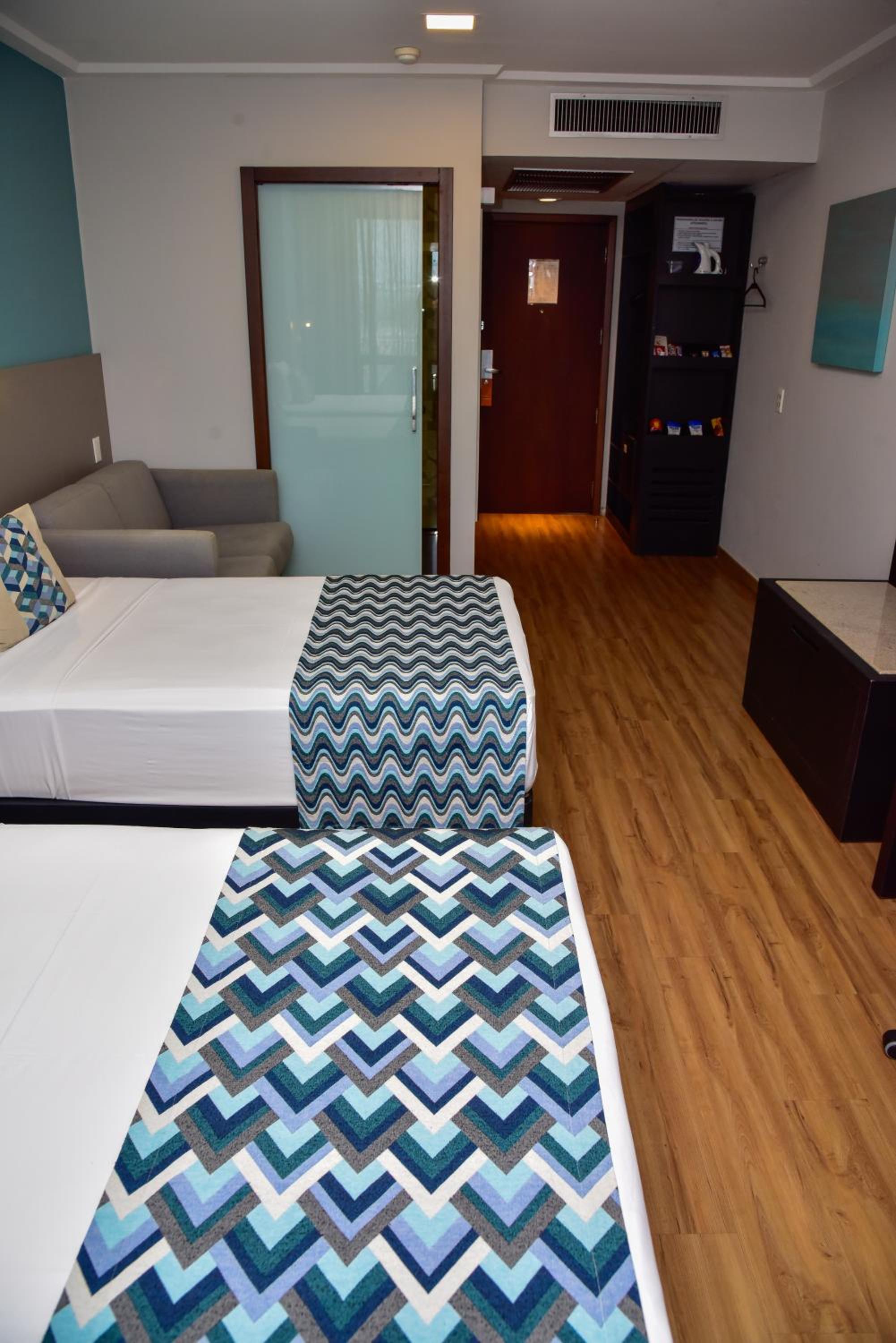 Superior Twin Room - Photo 7