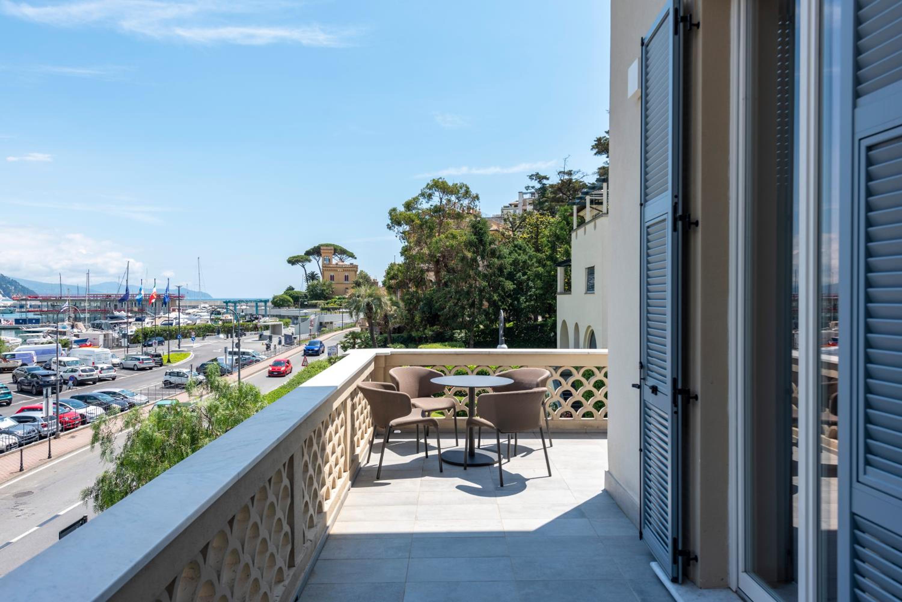 Superior Apartment with Balcony - Photo 14