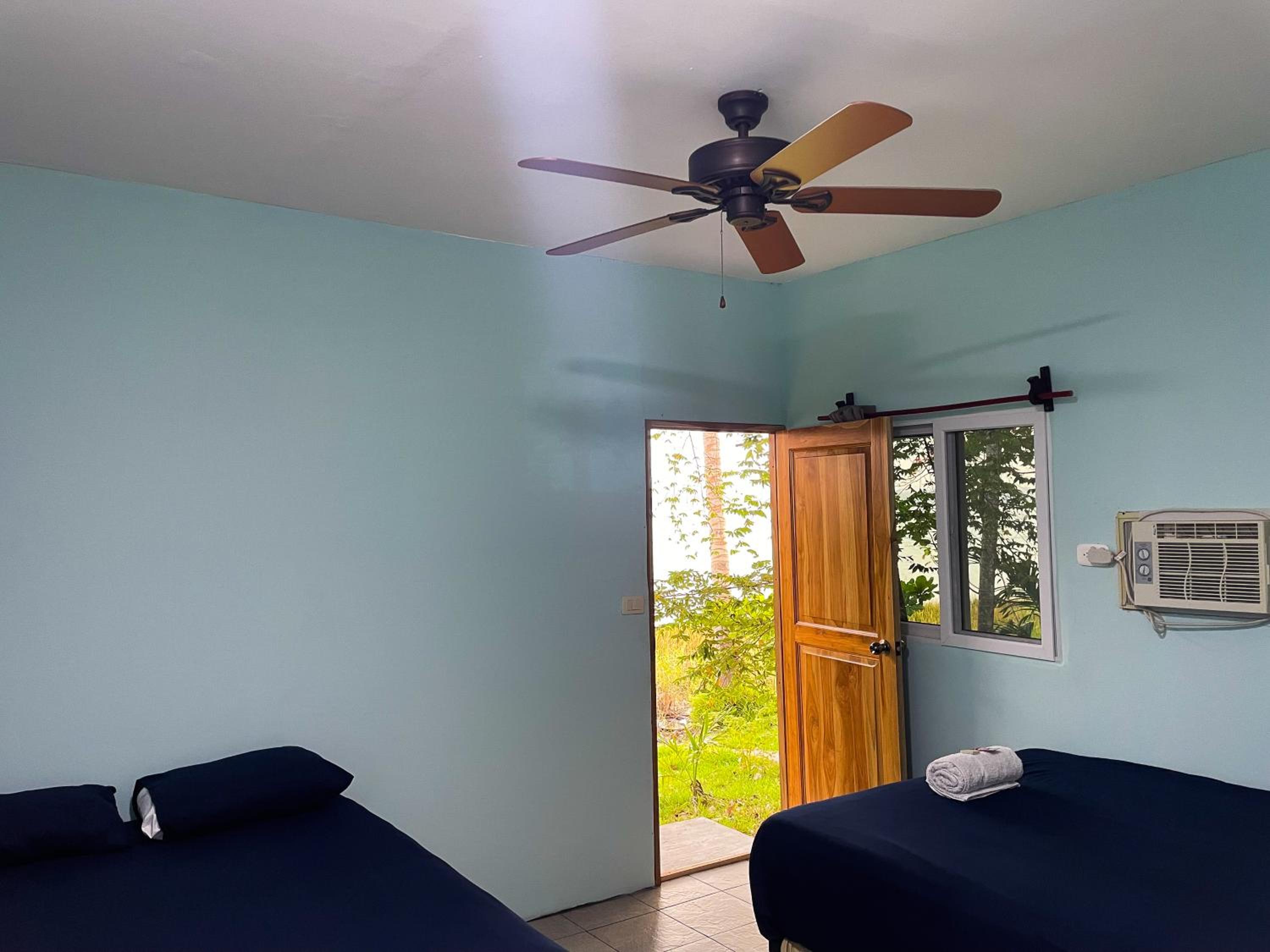 Double Room with Private Bathroom photo 2